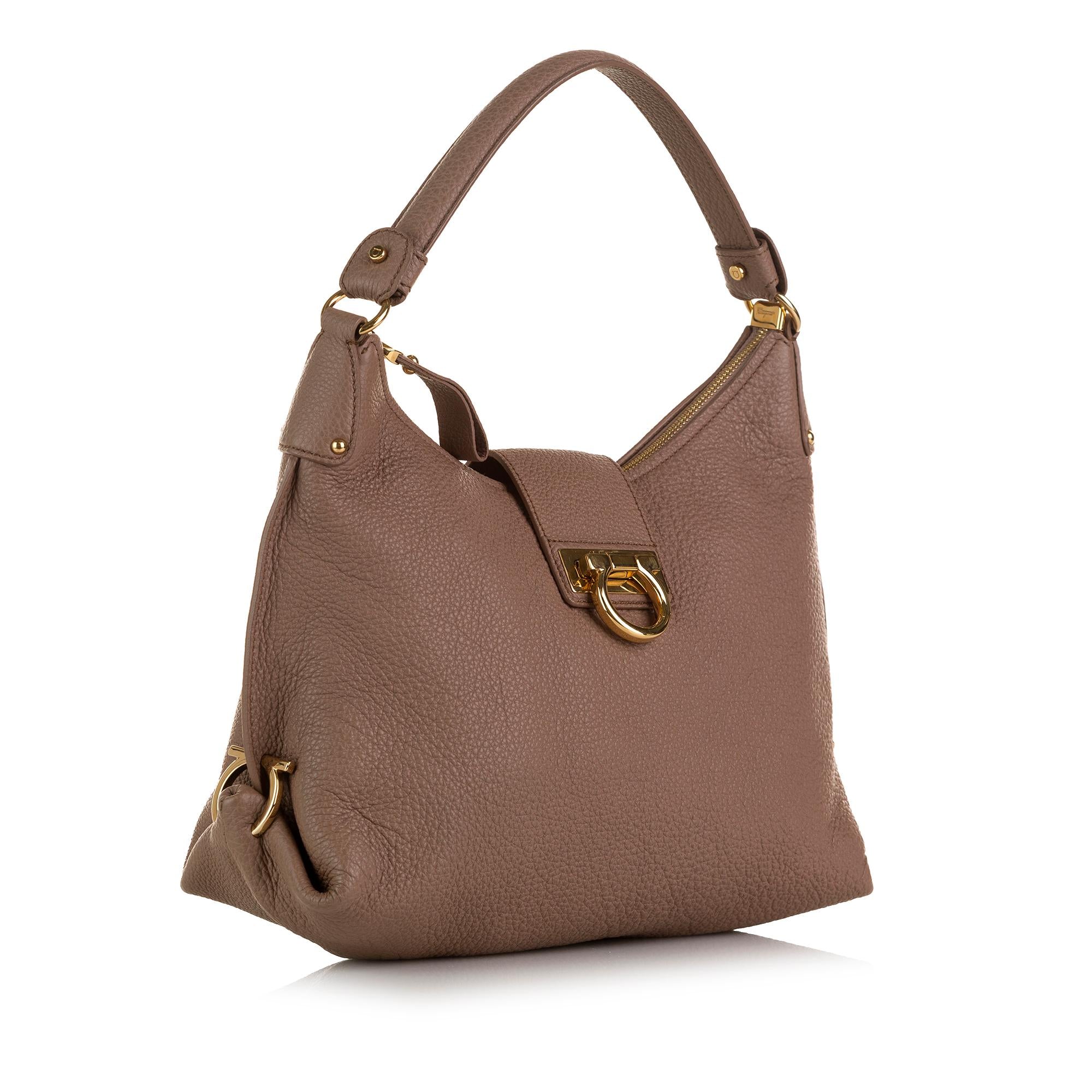 Salvatore Ferragamo Large Fanisa Hobo Bag (SHG-hXjCch)