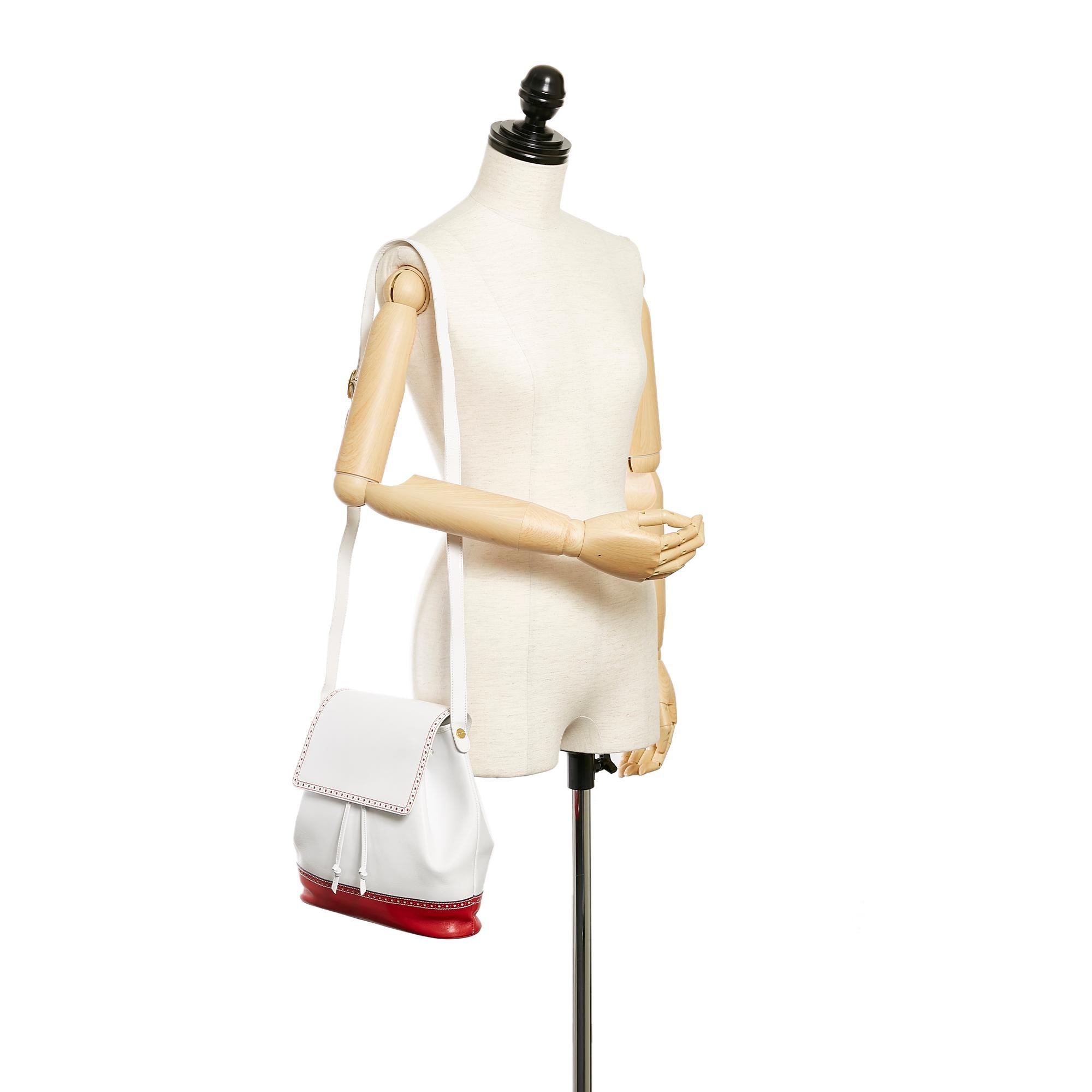 Salvatore Ferragamo Leather Crossbody (SHG-27569)