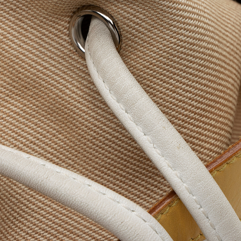 Salvatore Ferragamo Leather Cut Out Bucket Bag (SHF-19467)