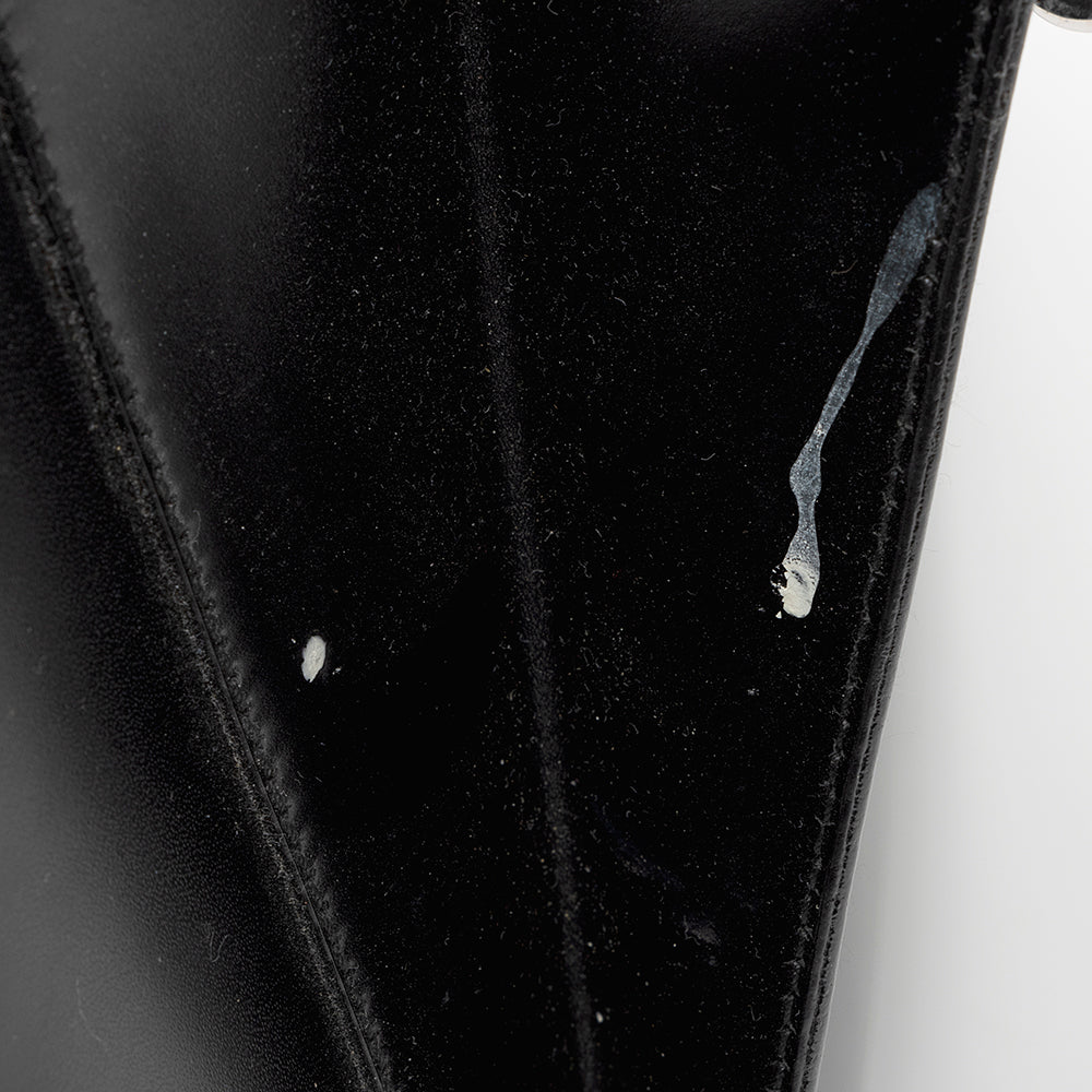 Salvatore Ferragamo Leather Gancini Medium Shoulder Bag (SHF-18271)