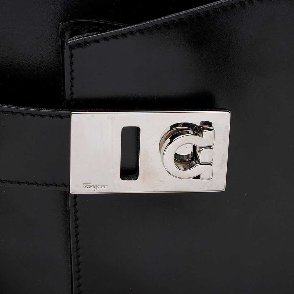 Salvatore Ferragamo Leather Gancini Medium Shoulder Bag (SHF-18271)