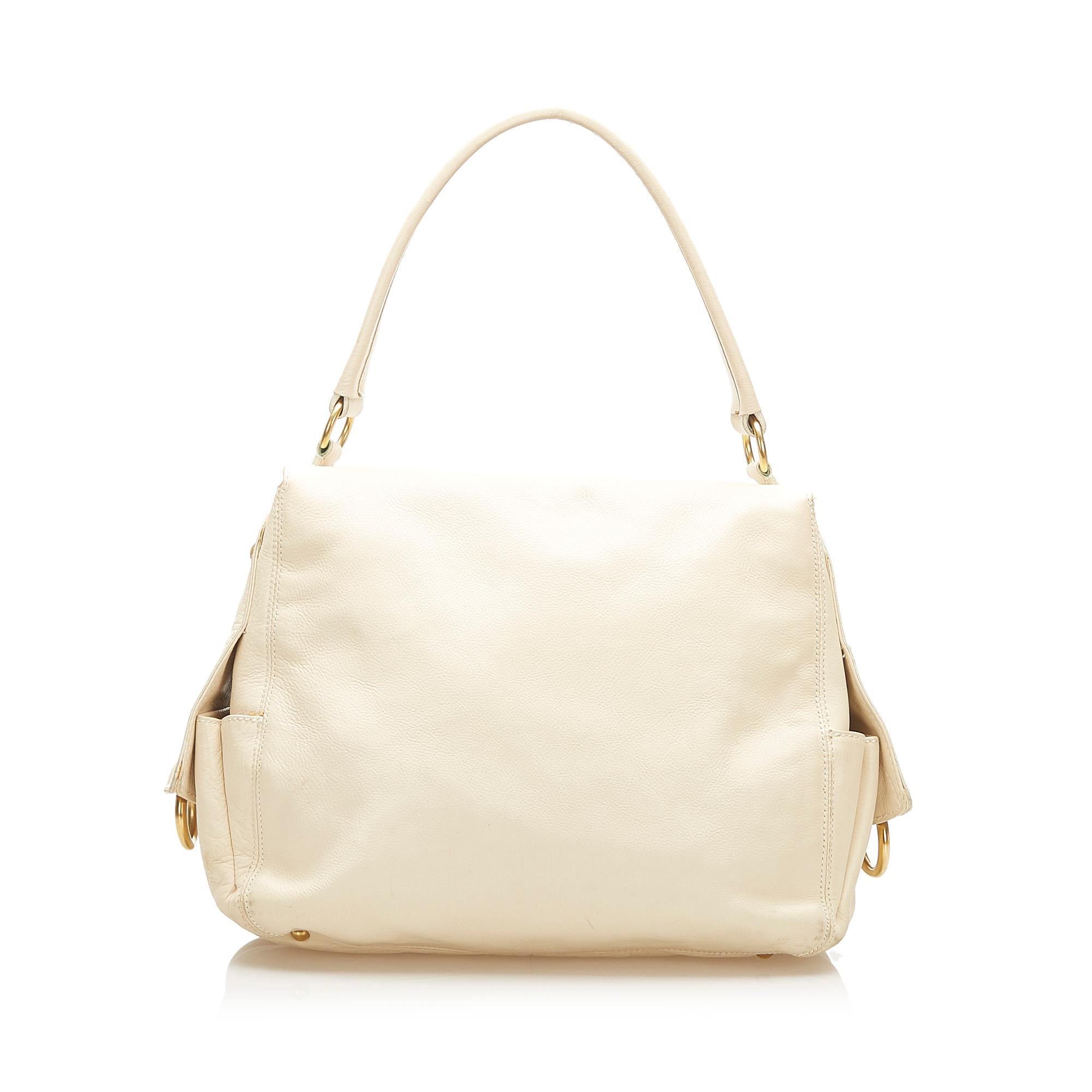 Salvatore Ferragamo Leather Handbag (SHG-22262)