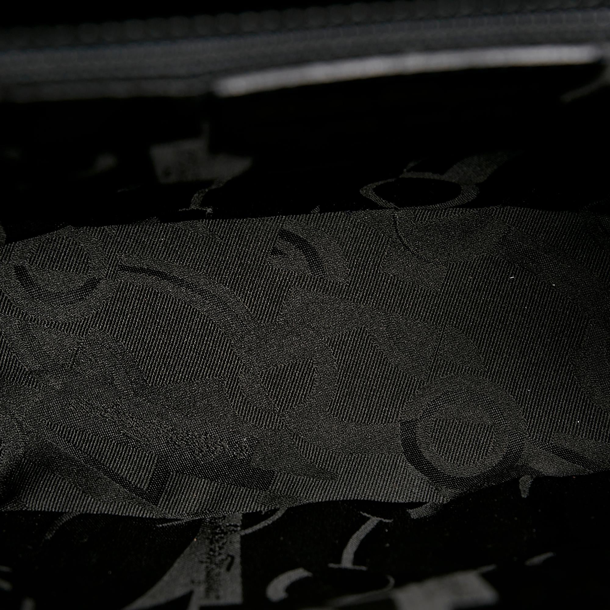 Salvatore Ferragamo Leather Satchel (SHG-28469)