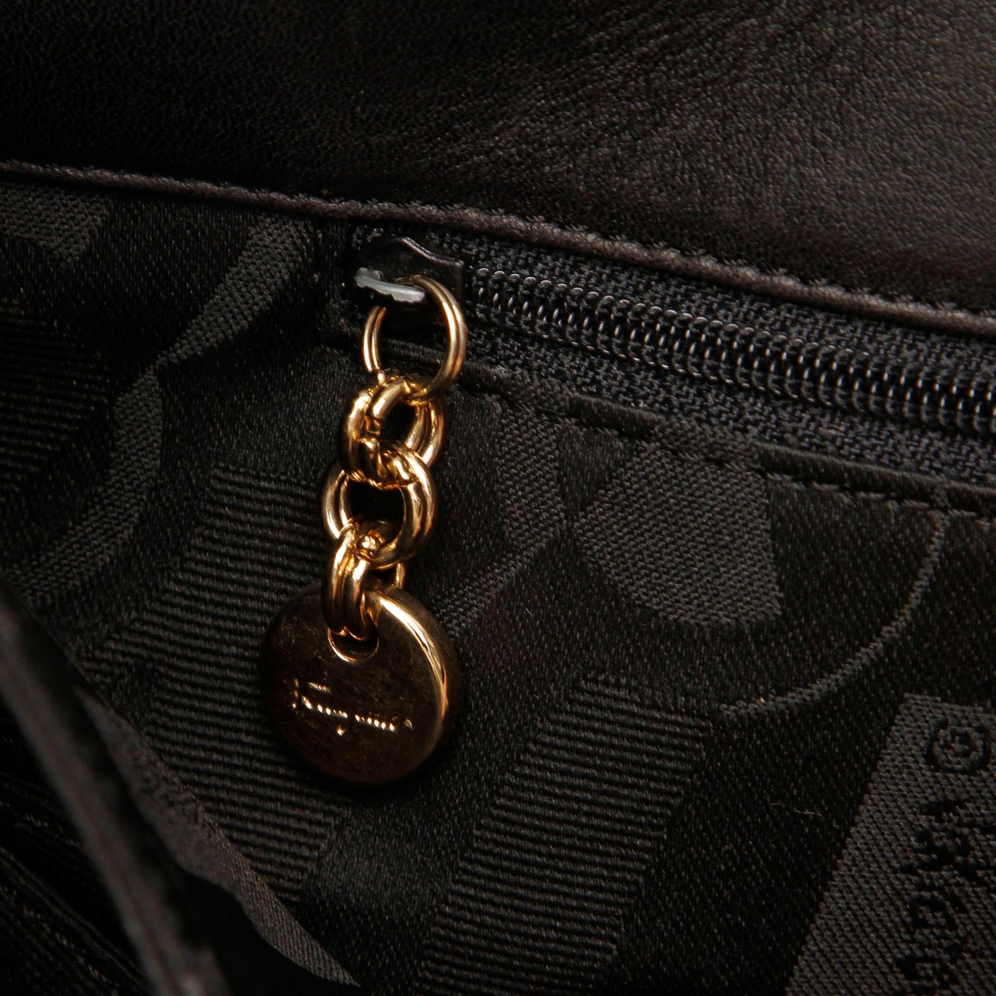 Salvatore Ferragamo Leather Tote (SHG-24010)