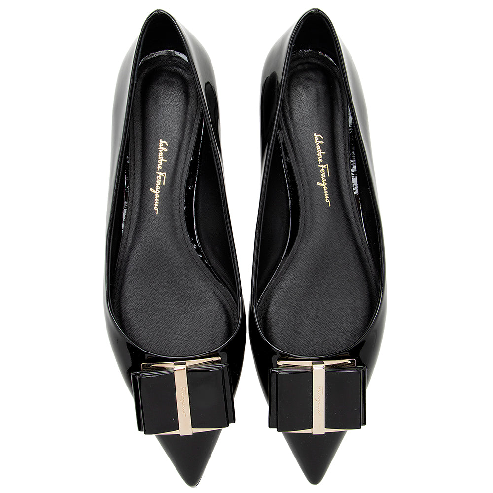 Salvatore Ferragamo Patent Leather Zeri Flats - Size 10B / 40B (SHF-18658)