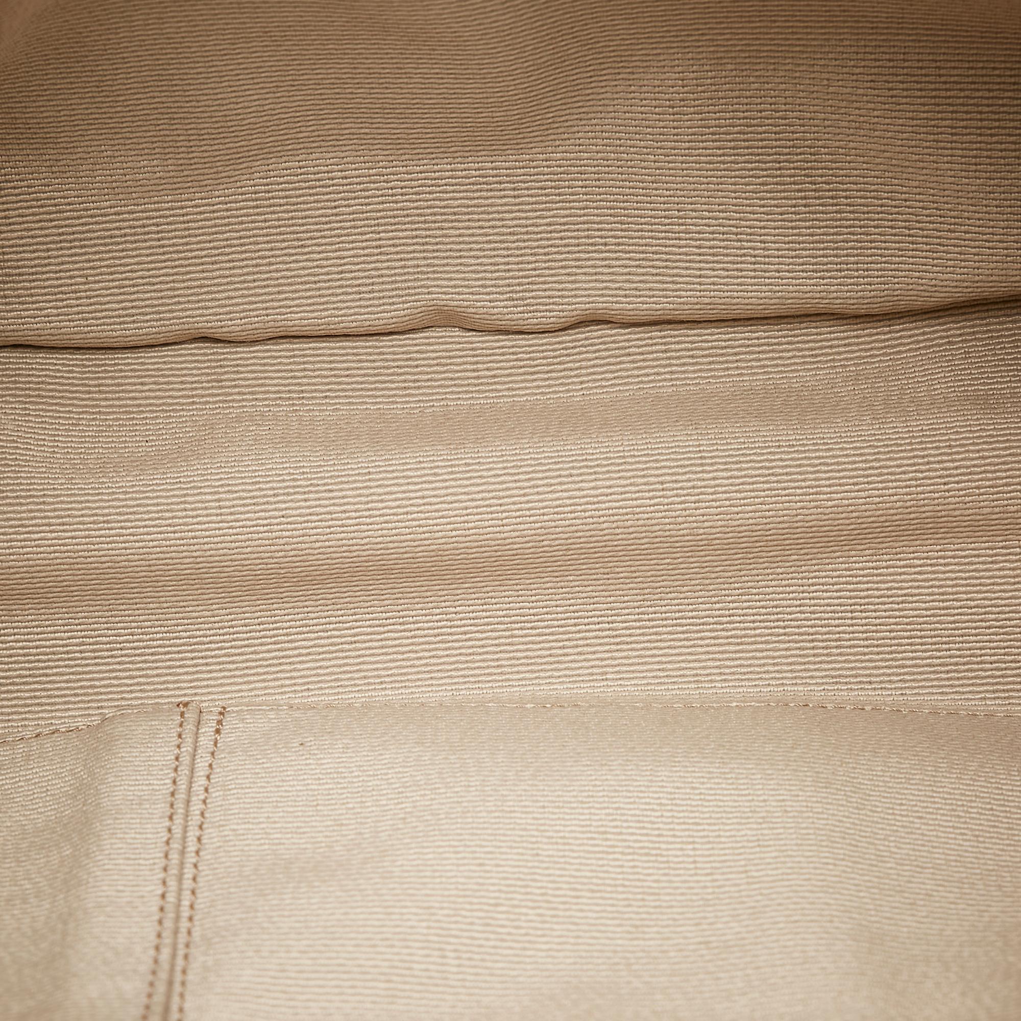 Salvatore Ferragamo Vara Bow Tote Bag (SHG-36429)