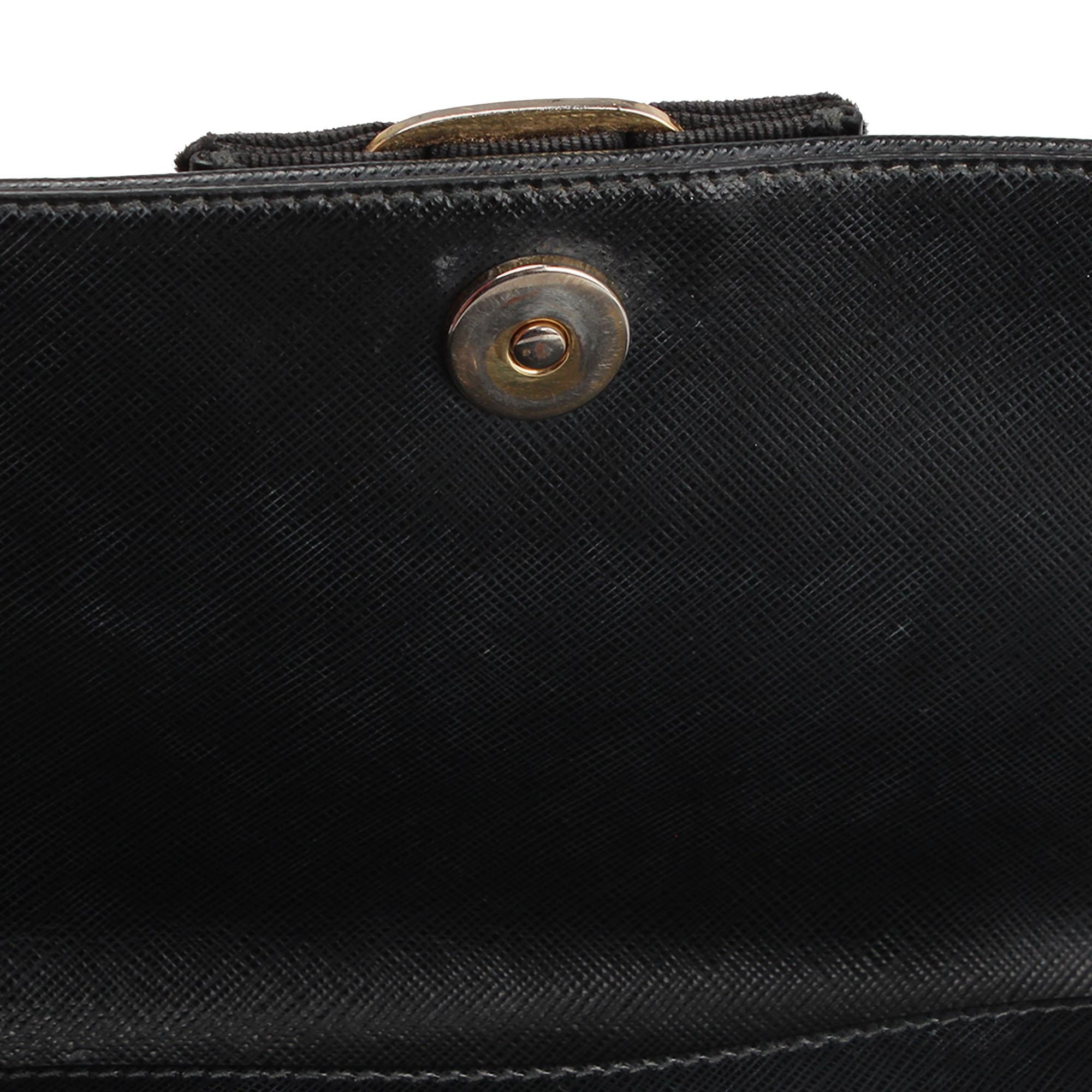 Salvatore Ferragamo Vara Ginny Crossbody Bag (SHG-27834)