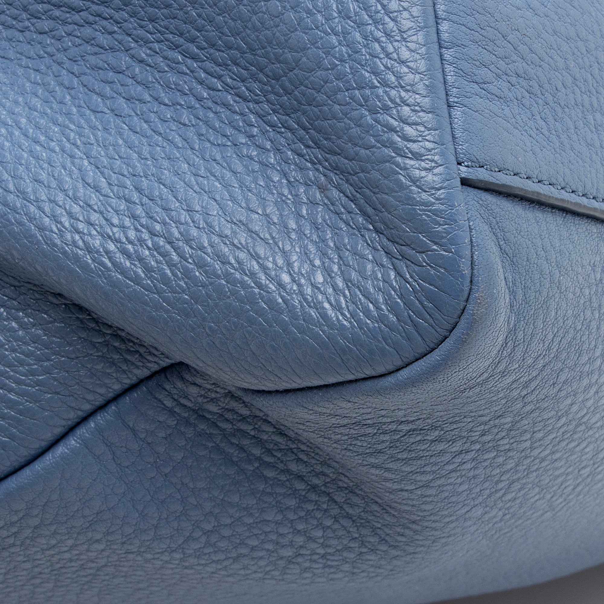 Tory Burch Leather Harper Center Zip Large Tote (SHF-22969)