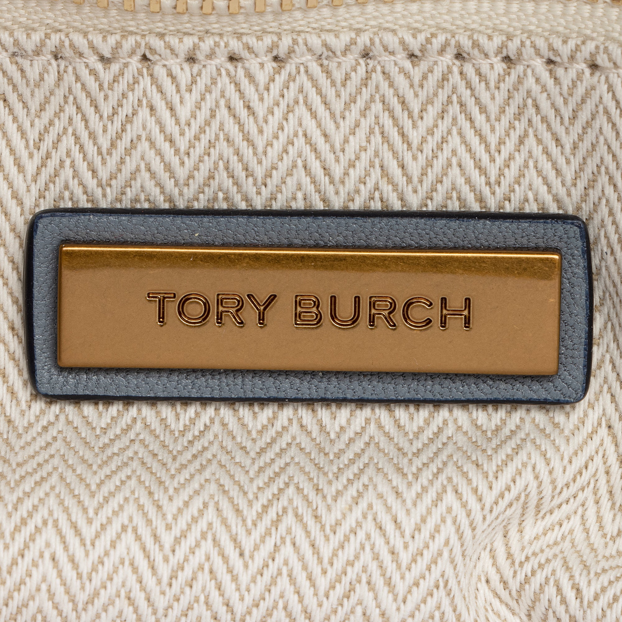 Tory Burch Chevron Leather Kira Large Shoulder Bag (SHF-23116)