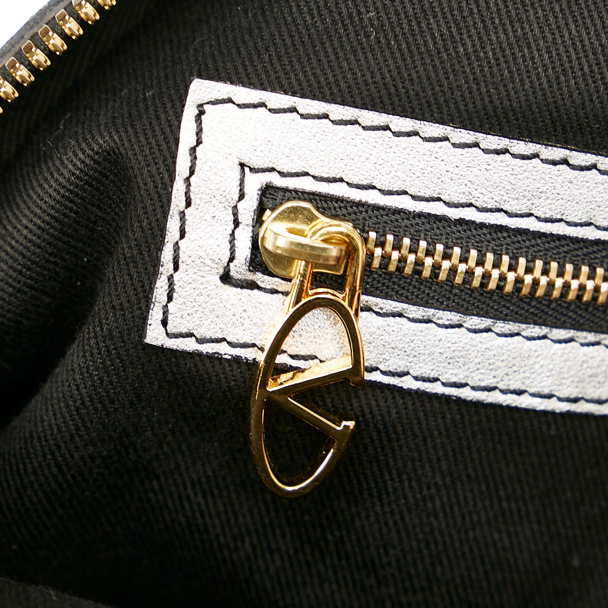 Valentino Leather Handbag (SHG-24339)