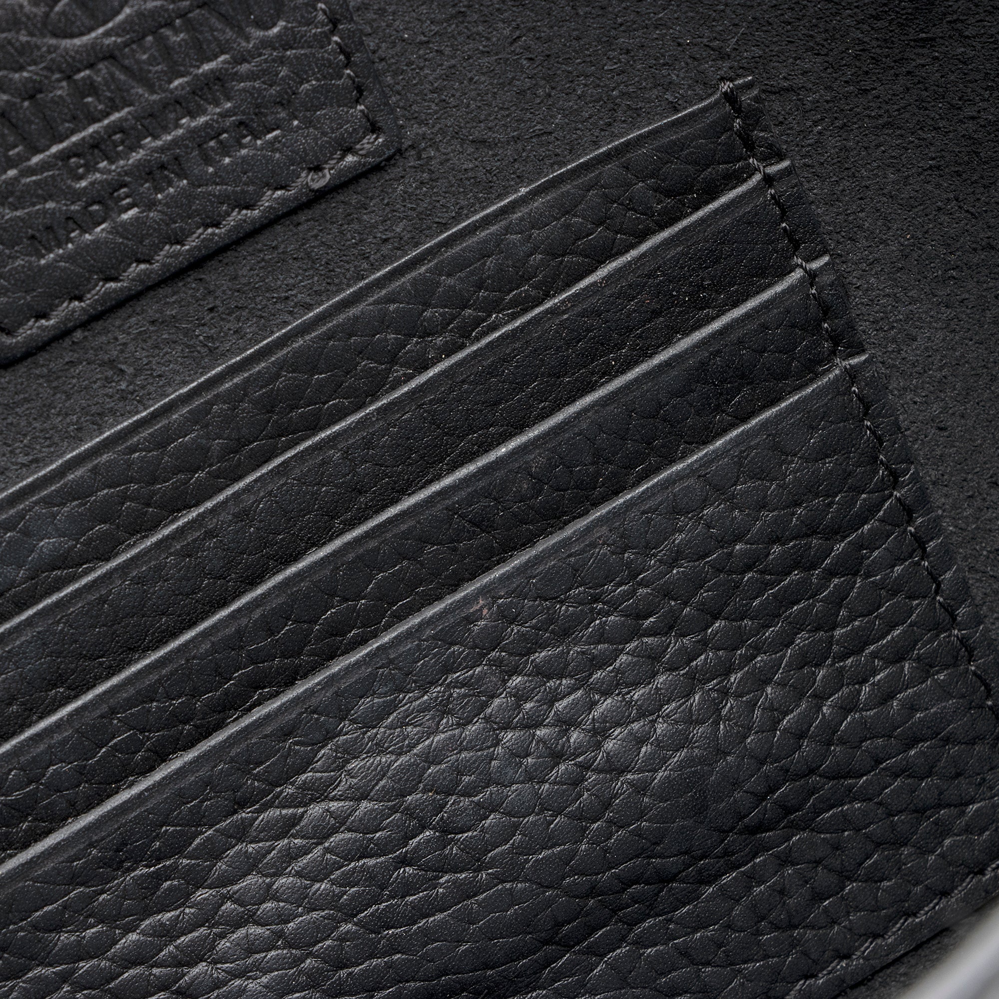 Valentino Leather Rockstud Envelope Flap Clutch (SHF-23667)