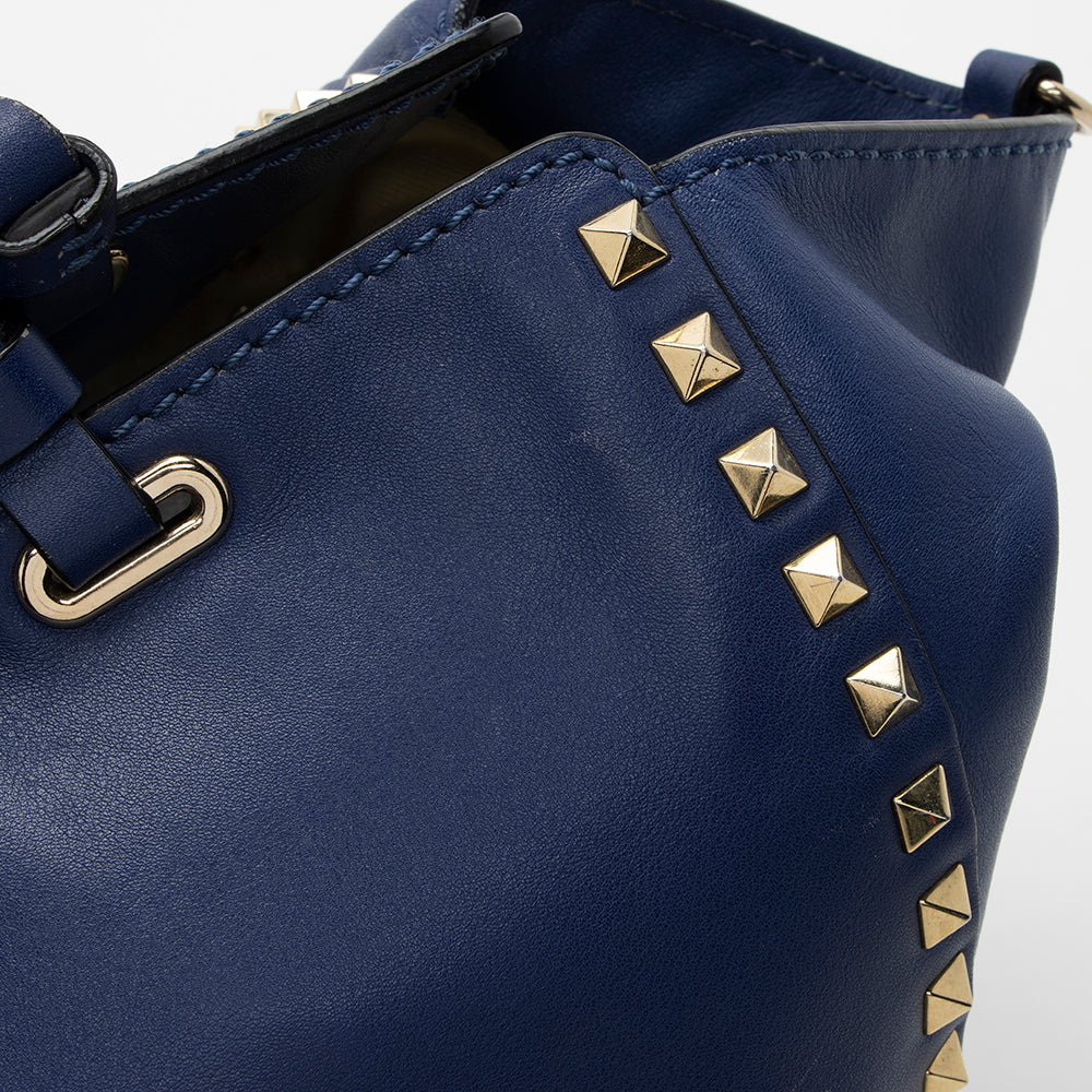 Valentino Leather Rockstud Medium Tote (SHF-14782)