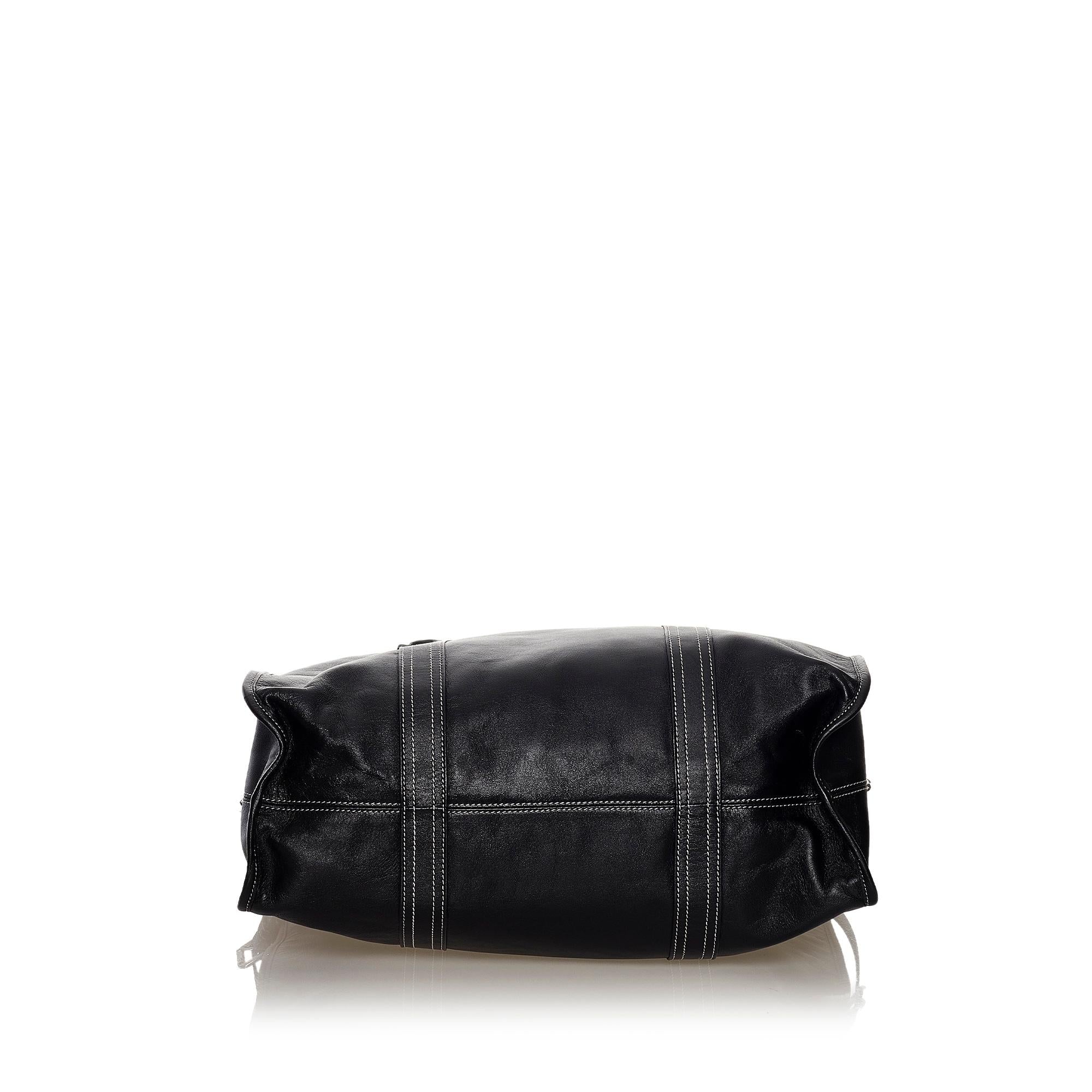 Valentino Leather Tote Bag (SHG-34080)