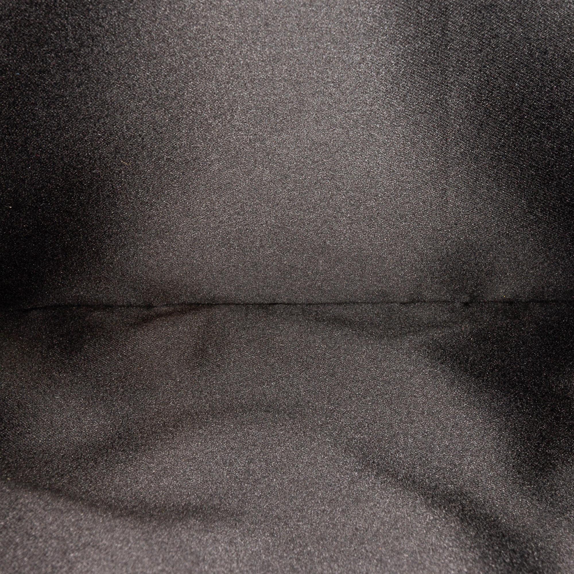 Valentino Rockstud Leather Clutch Bag (SHG-27022)