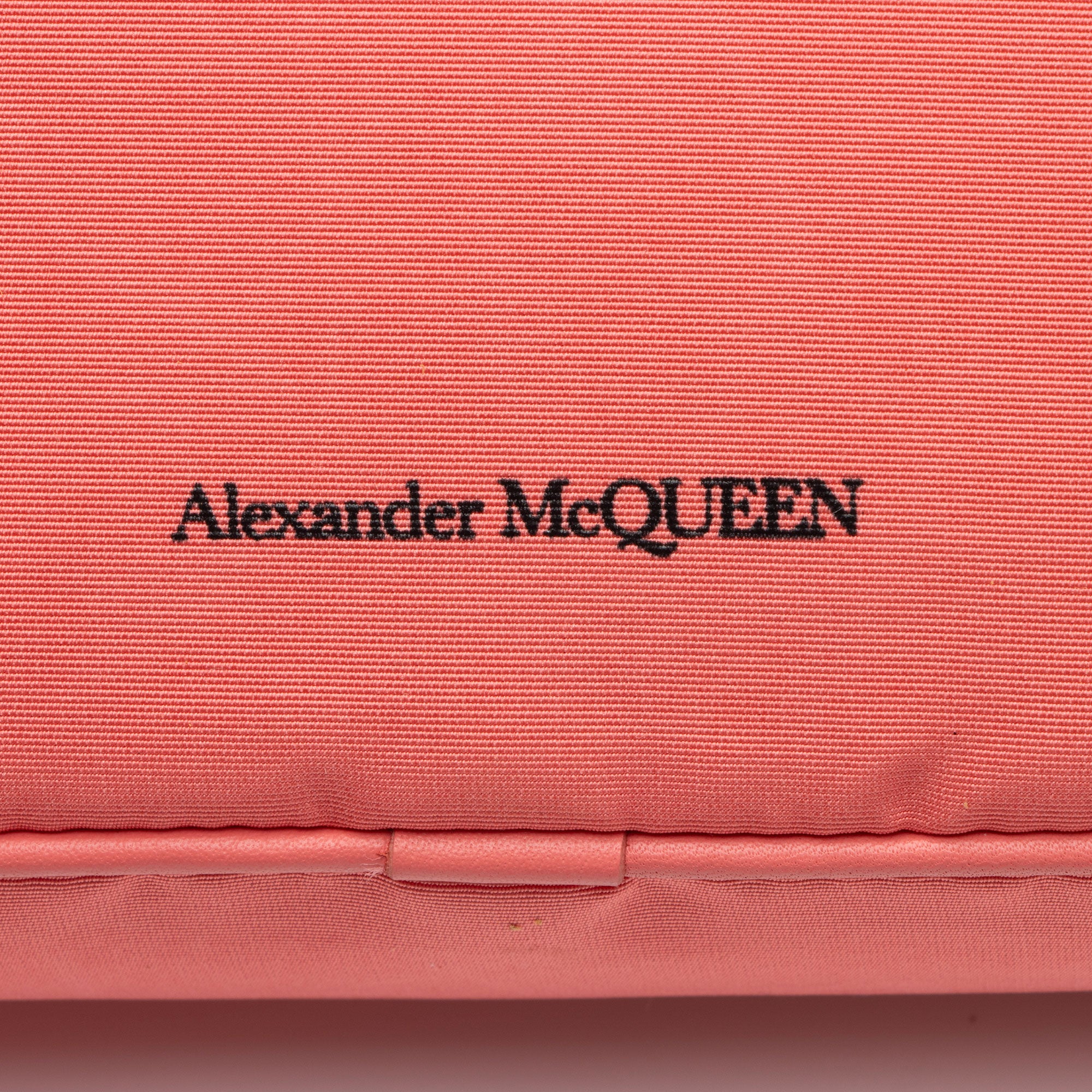 Alexander McQueen Nylon Graffiti Logo Small Skull Bag (SHF-HpD94c)
