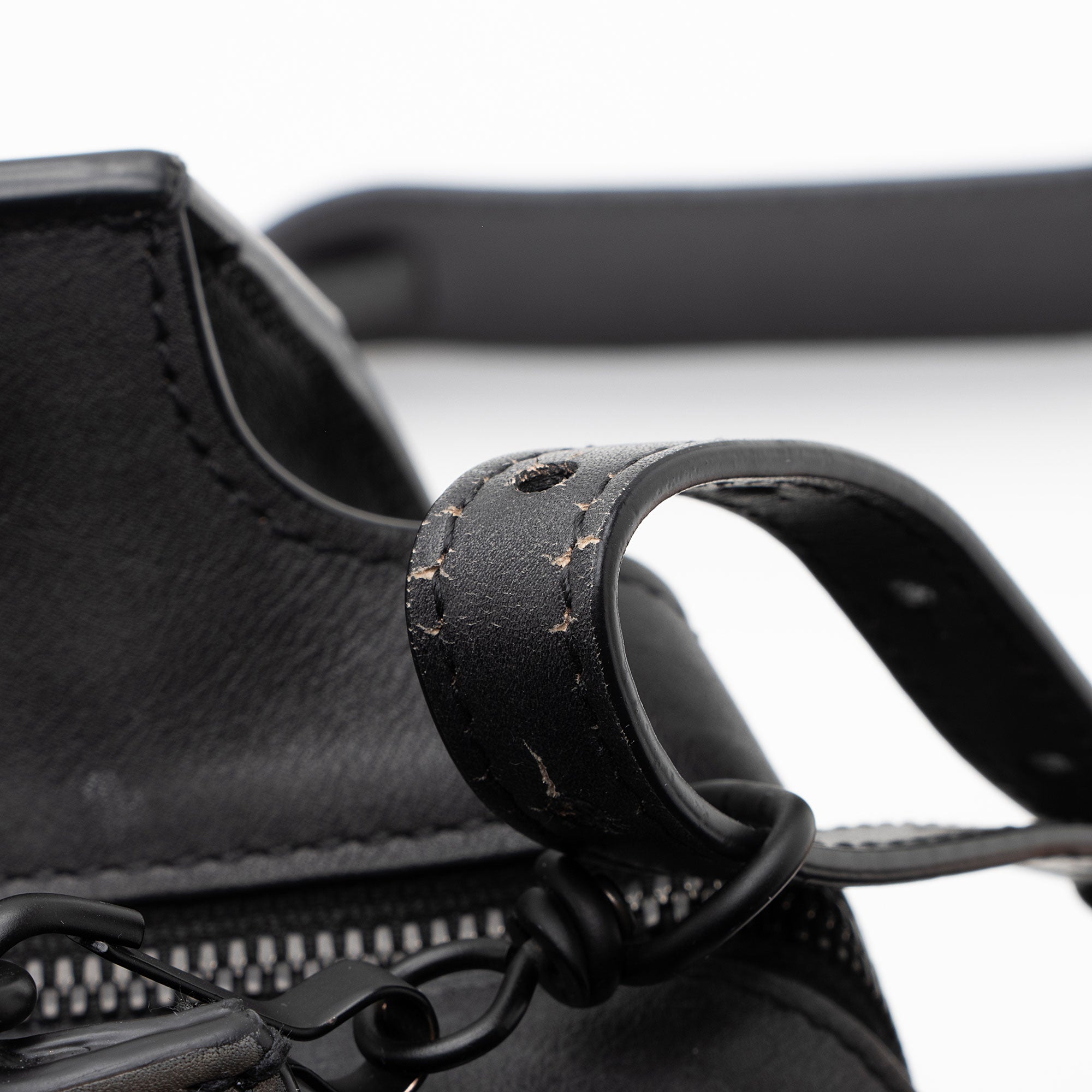 Balenciaga Grained Calfskin Neo Classic City Satchel