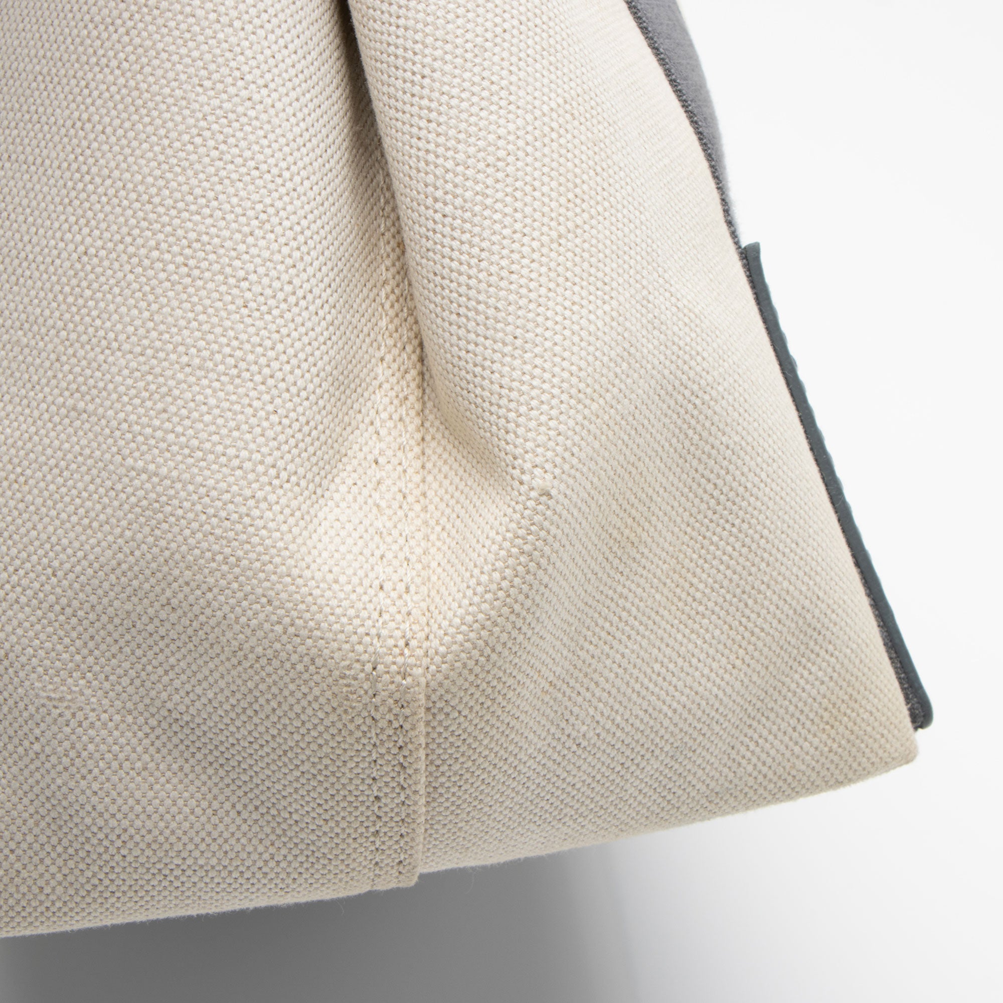 Balenciaga Canvas Logo Cabas Small Tote (SHF-Hb4Aah)