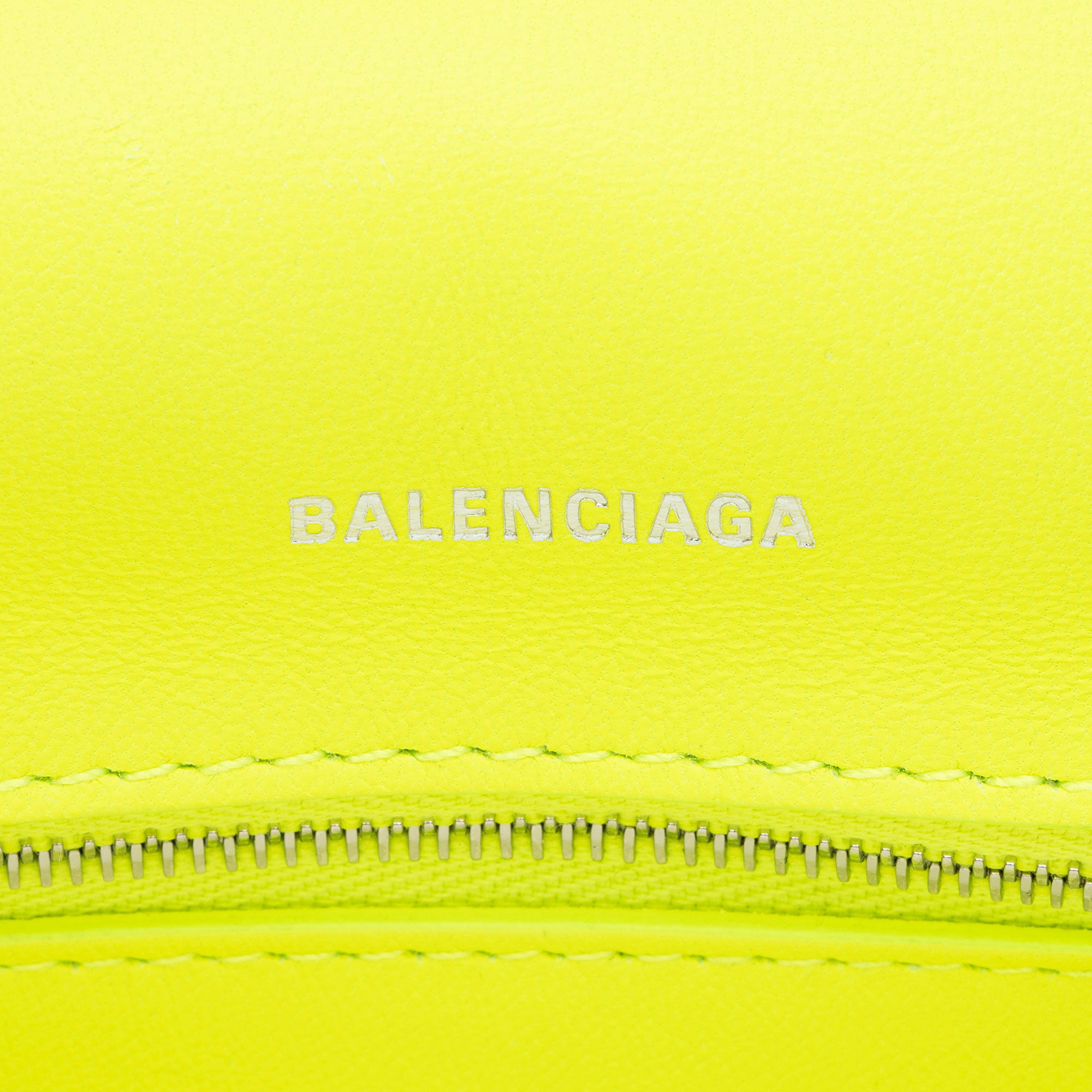 Balenciaga Croc Embossed Calfskin Downtown Small Shoulder Bag (SHF-k5auKT)