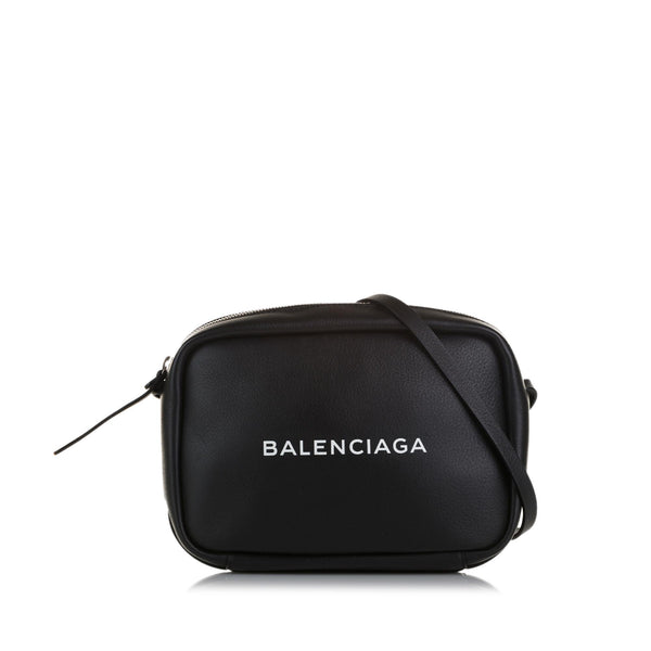 Balenciaga Everyday Camera Bag S (SHG-FiZIos)