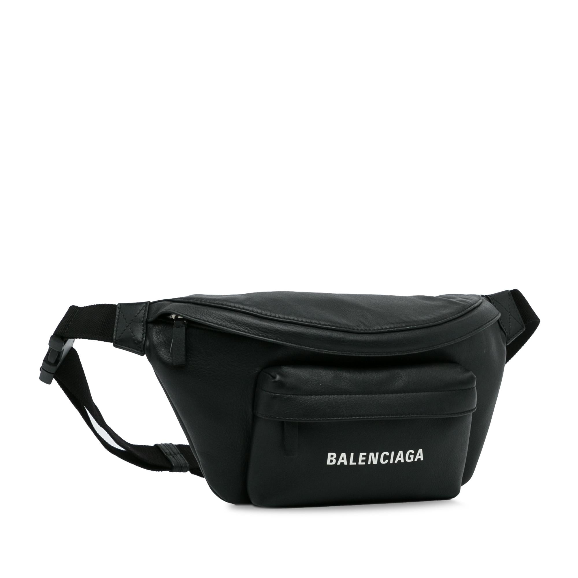 Balenciaga Leather Everyday Belt Bag (SHG-efgZ0M)