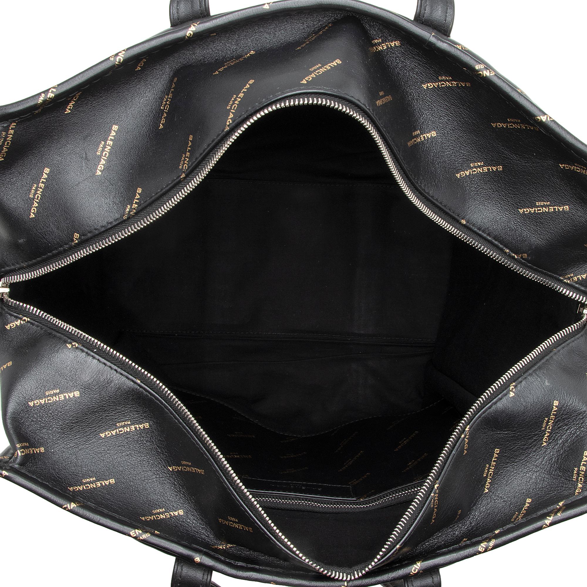 Balenciaga Leather Logo Bazar Large Tote (SHF-22215)