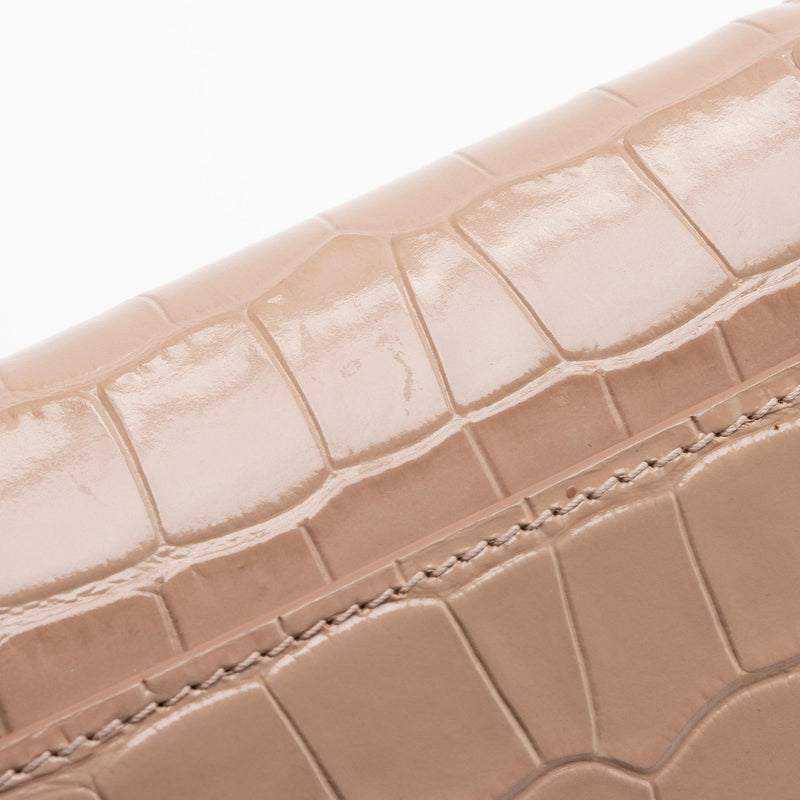 Balenciaga Shiny Croc Embossed Calfskin Hourglass Chain Bag (SHF-ZdcMW –  LuxeDH