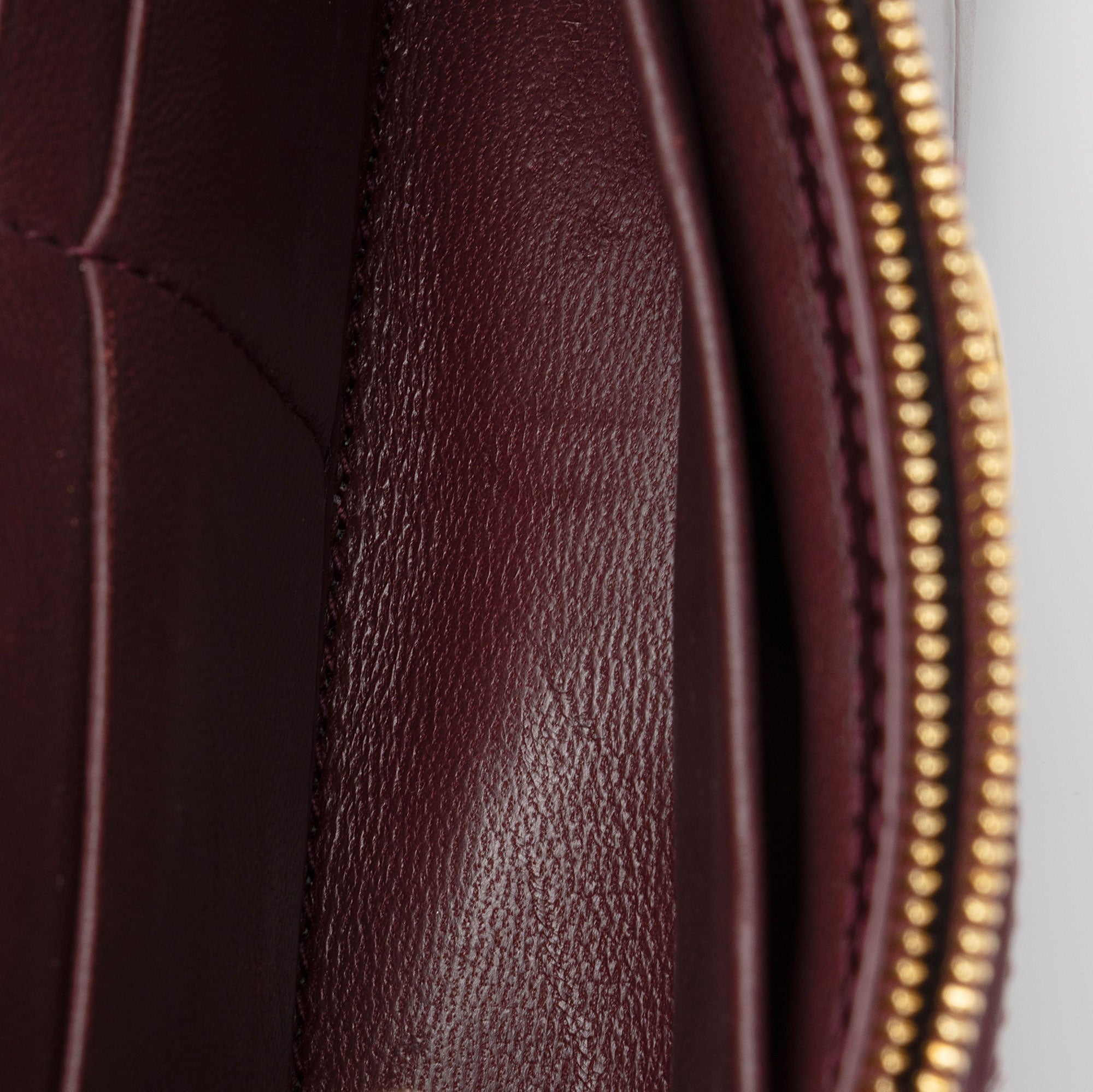 Balenciaga Shiny Croc Embossed Calfskin Hourglass Chain Bag (SHF-8zNGYk)