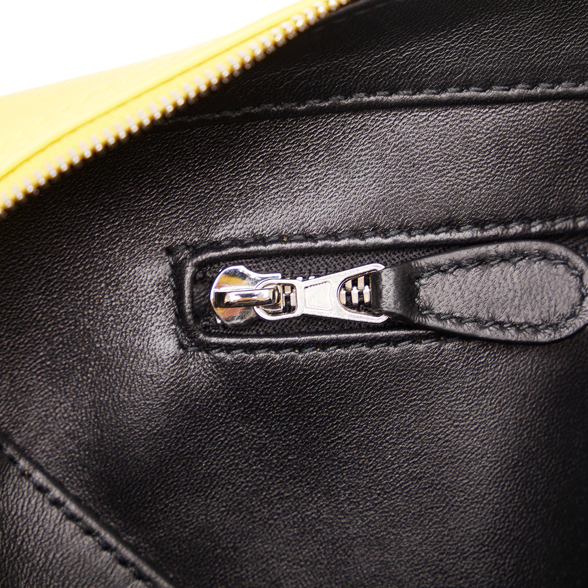 Balenciaga triangle duffle xs sales