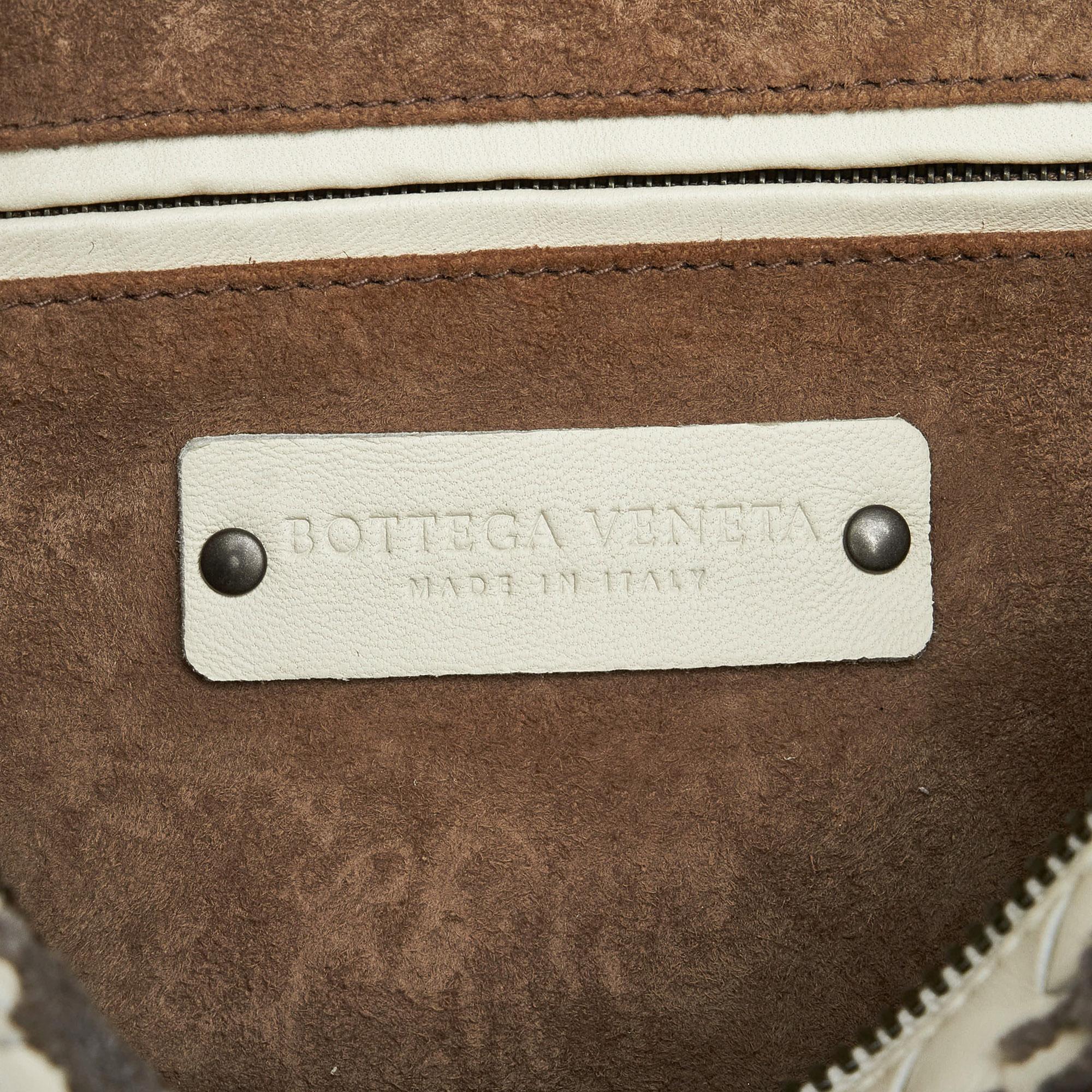 Bottega Veneta In Mist Intrecciato Flocked Velvet Bouquet Duffel Bag (SHG-xasGlj)