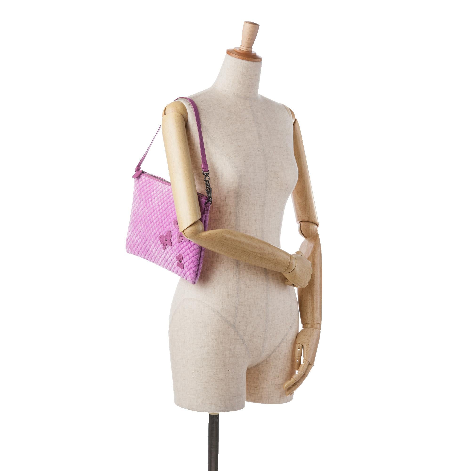 Bottega Veneta Intrecciato Butterfly Pochette Velvet Shoulder Bag (SHG-zQpmgw)