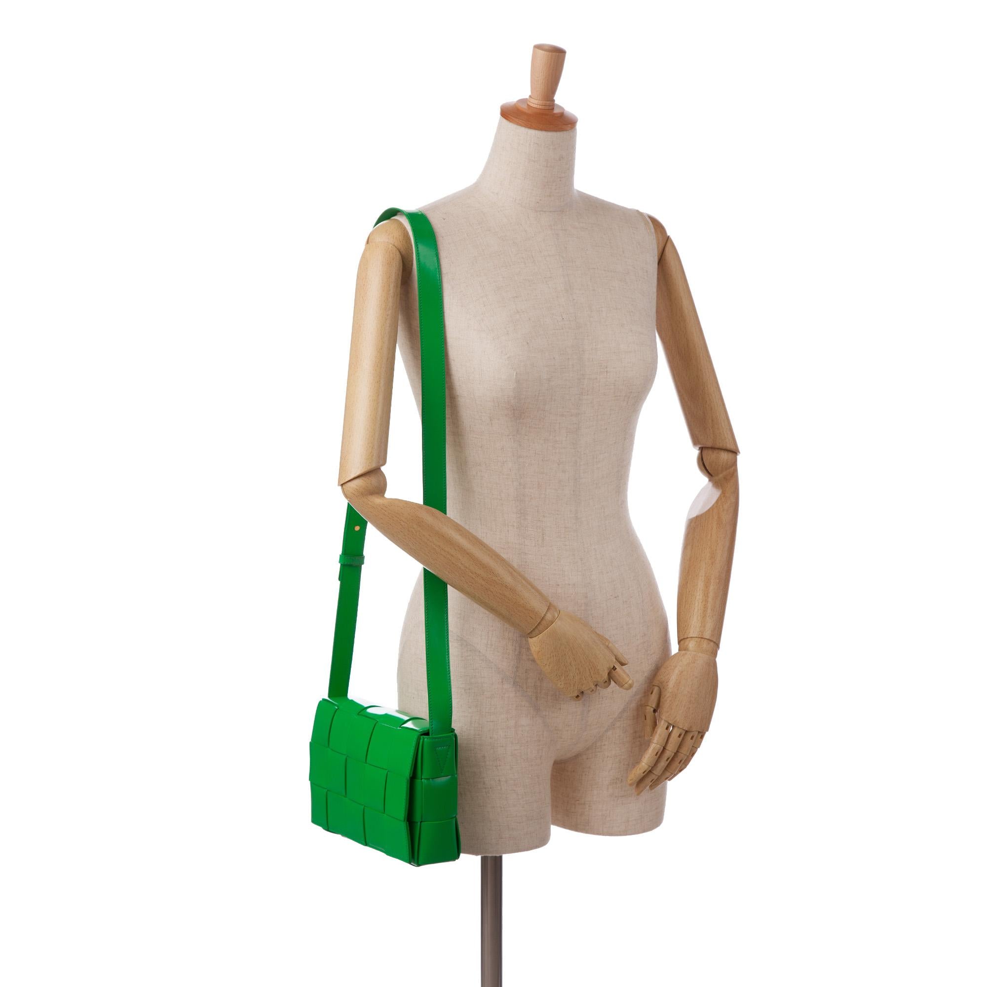 Bottega Veneta Intrecciato Cassette (SHG-dtJr0e)