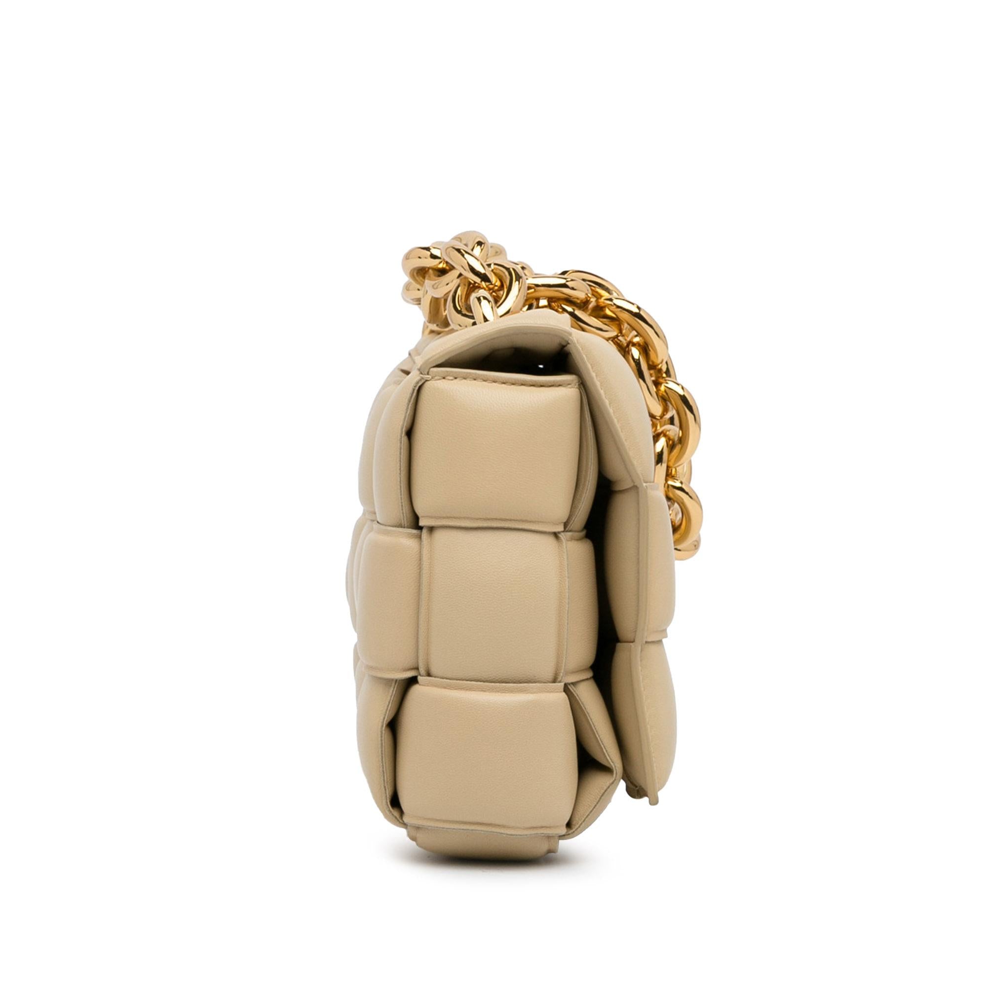 Bottega Veneta Intrecciato Lambskin Padded Chain Cassette (SHG-hg8jMi)
