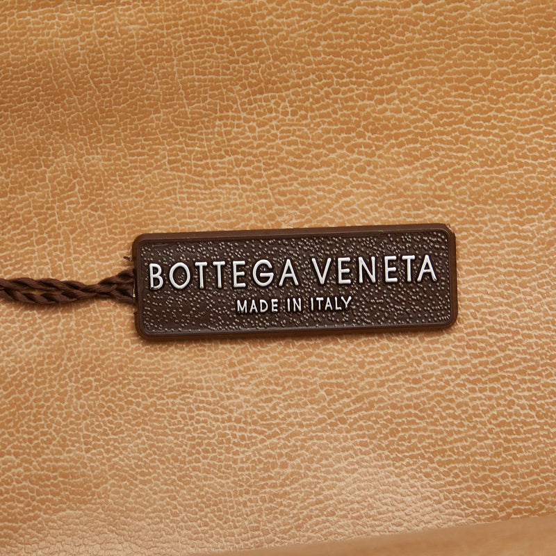 Bottega Veneta Intrecciato Leather Clutch Bag (SHG-yflJnS)