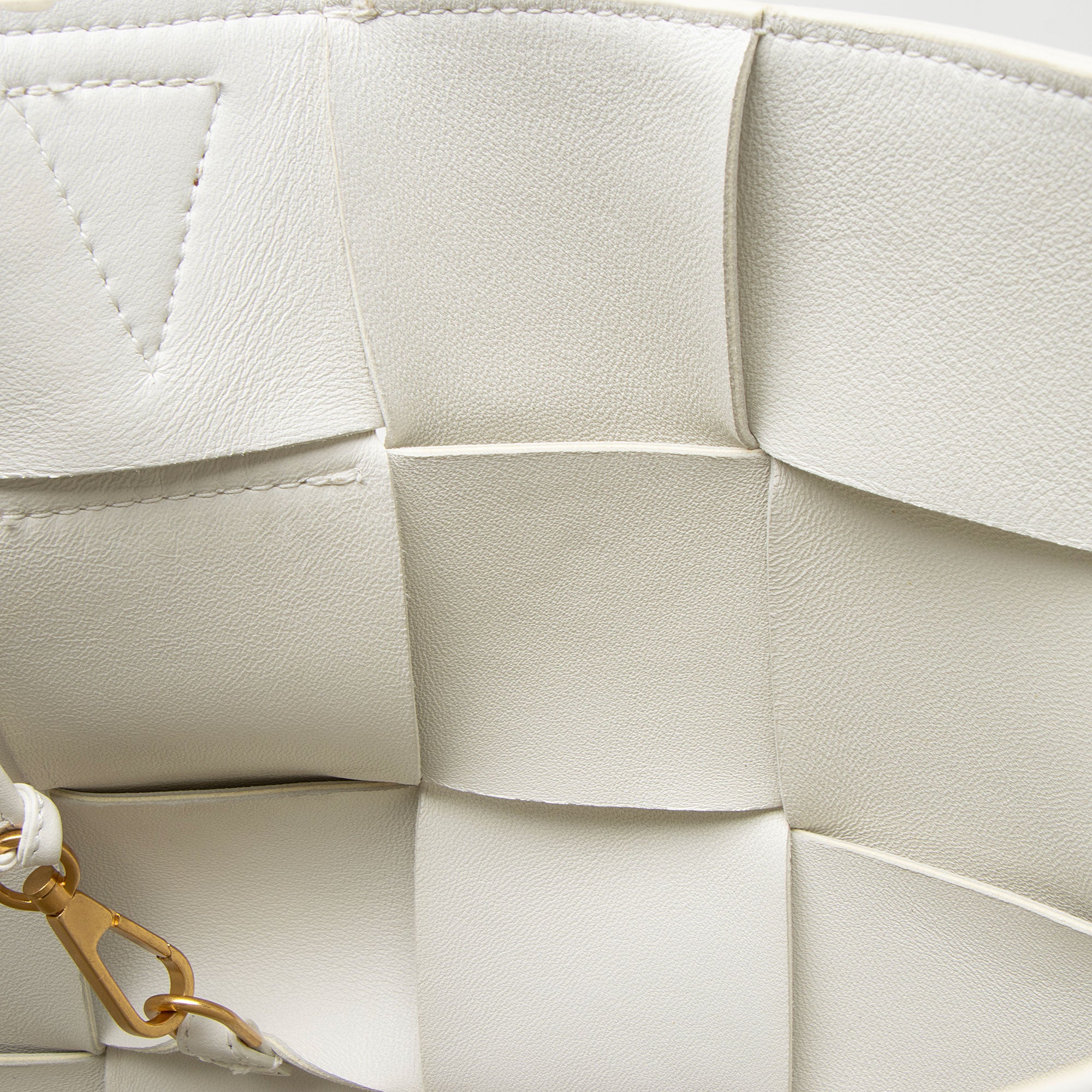 Bottega Veneta Intrecciato Maxi Cassette Tote