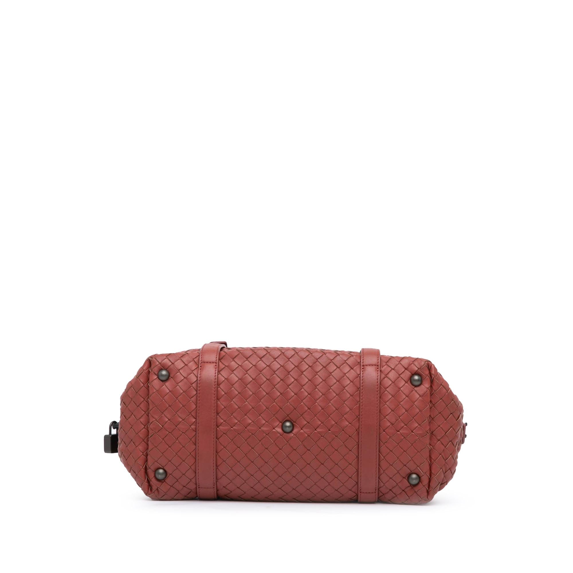 Bottega Veneta Intrecciato Montaigne Shoulder Bag (SHG-0fPu6o)