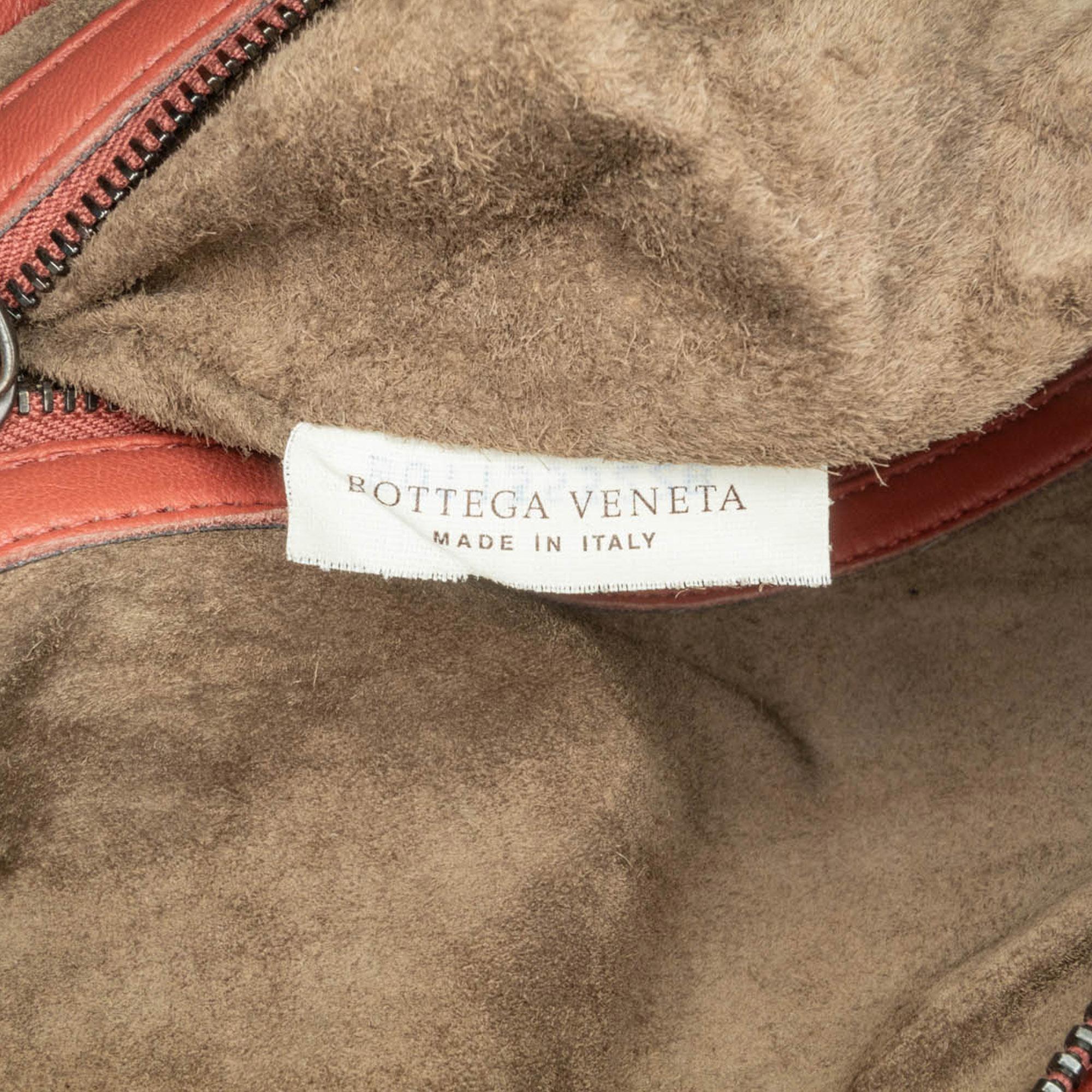 Bottega Veneta Intrecciato Montaigne Shoulder Bag (SHG-0fPu6o)