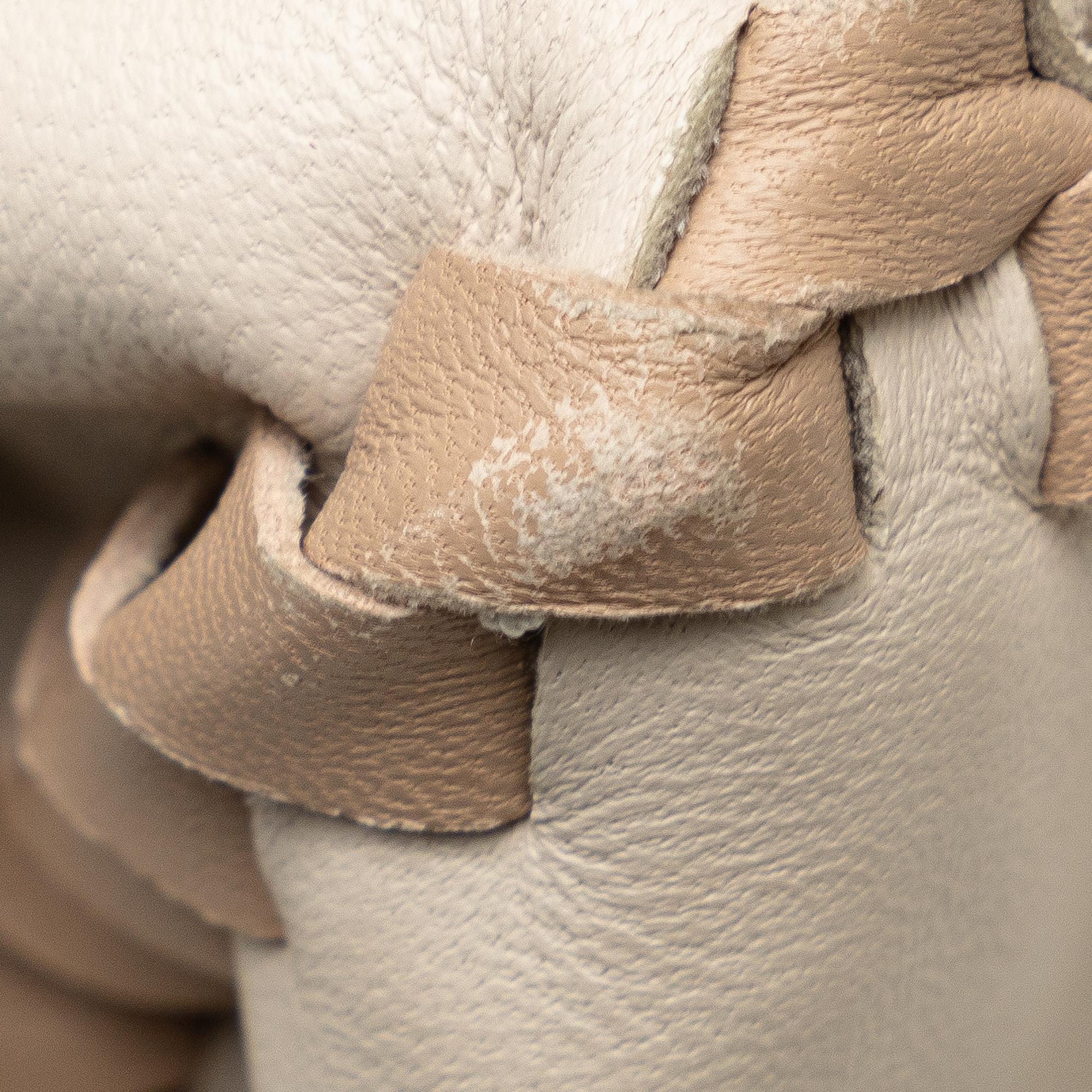 Bottega Veneta Intrecciato Napoli Satchel (SHG-JQS9k0)