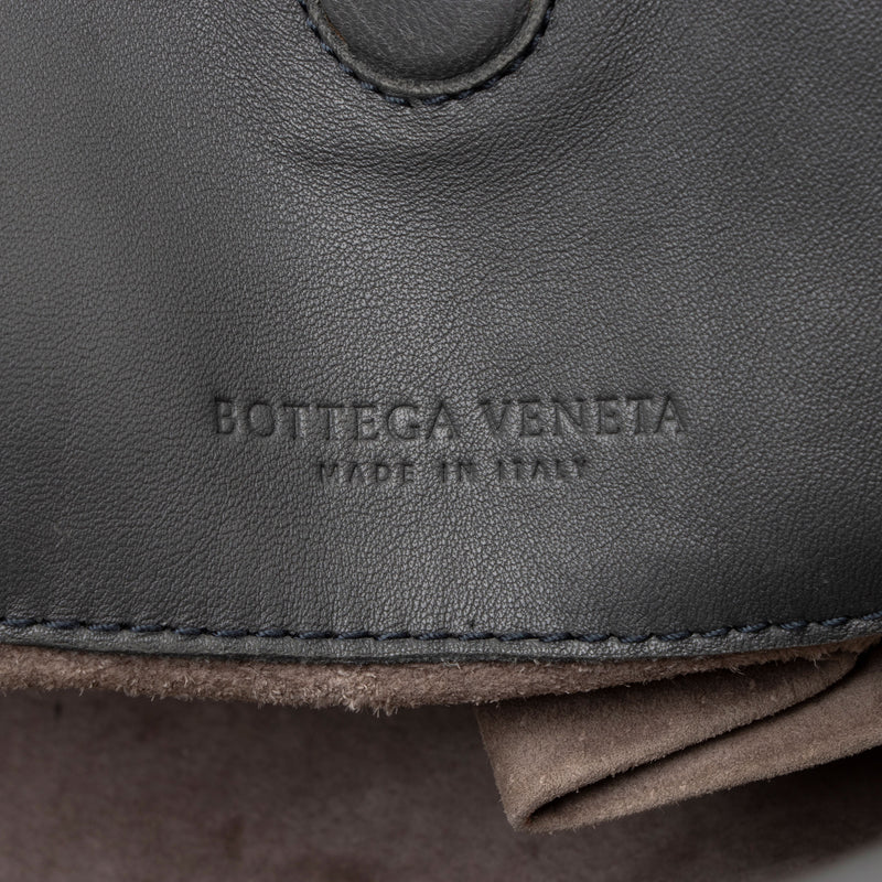 Bottega Veneta Intrecciato Nappa Campana Medium Shoulder Bag (SHF-a7yNeU)