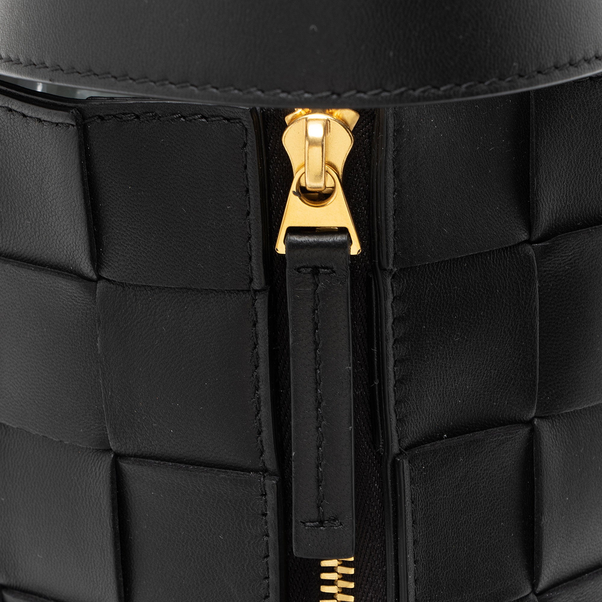 Bottega Veneta Intrecciato Nappa Cassette Bowling Tote