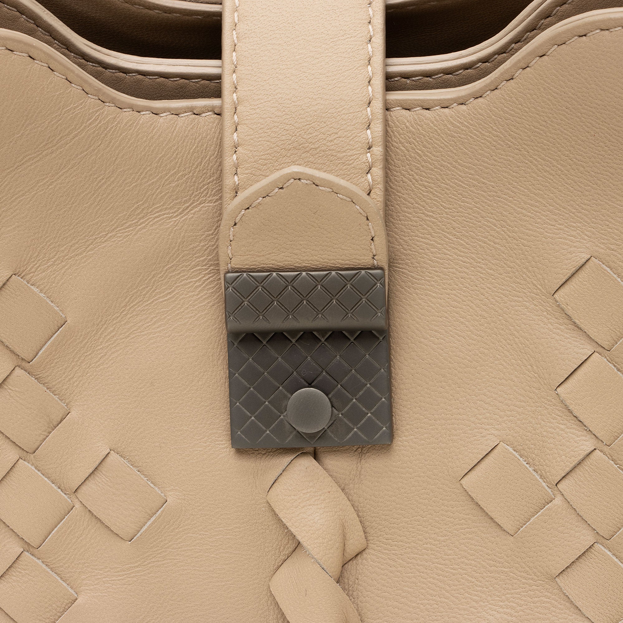 Bottega Veneta Intrecciato Nappa Napoli Medium Tote