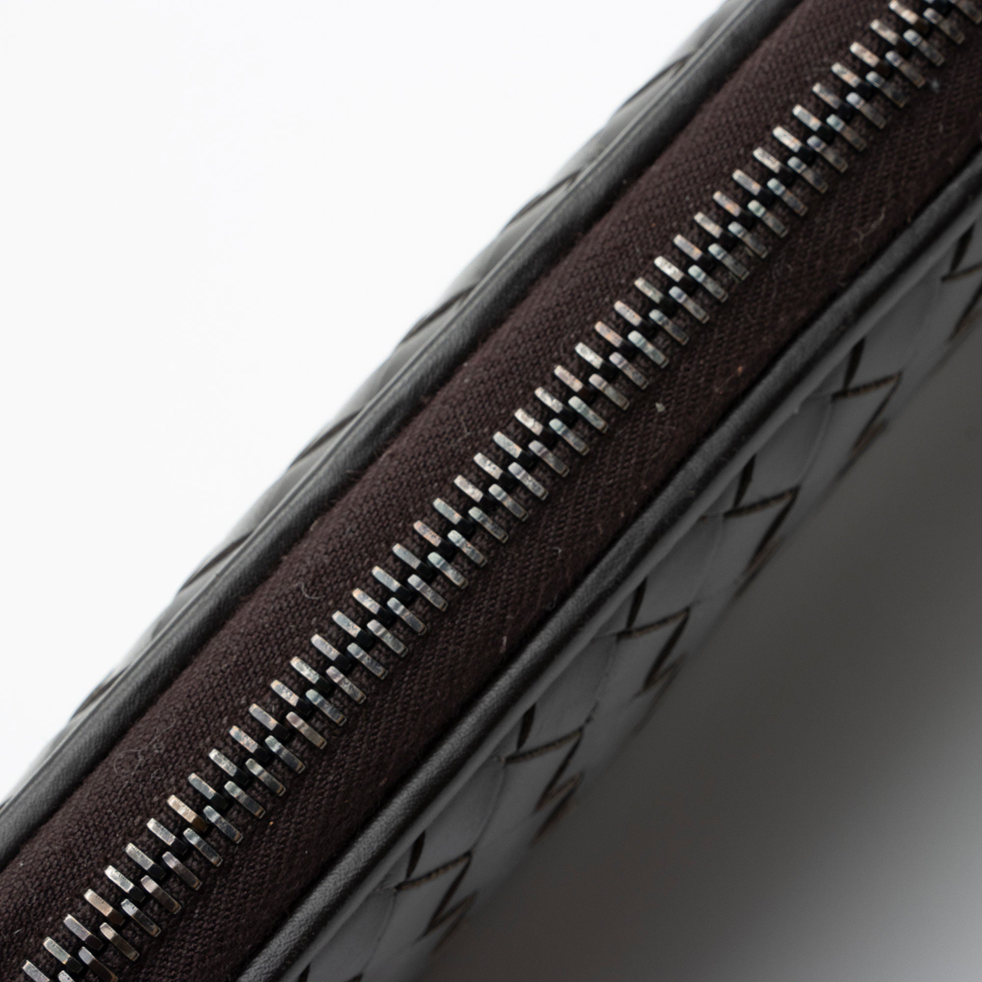 Bottega Veneta Intrecciato Nappa Zip Around Organizer Wallet (SHF-vd4Mgo)