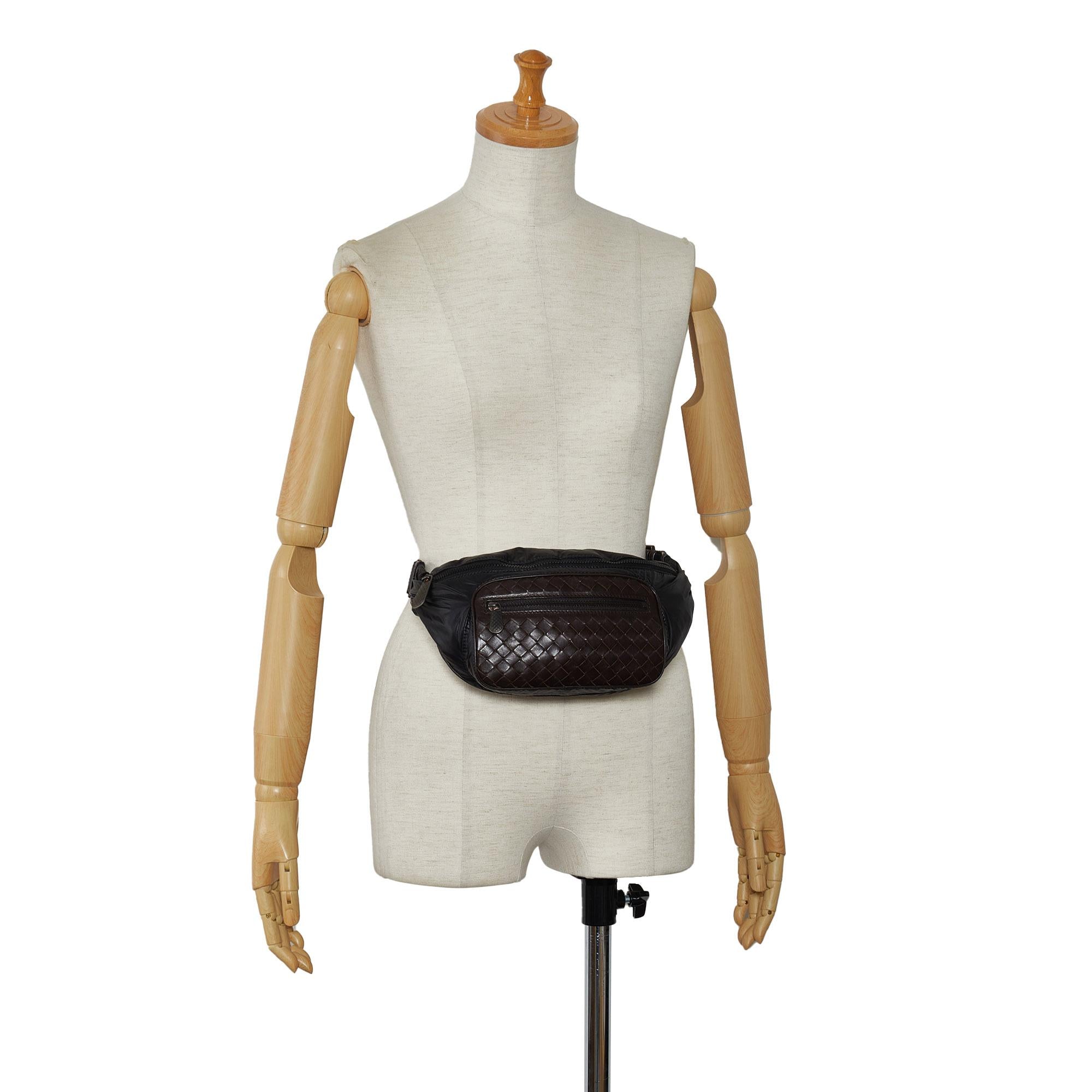 Bottega Veneta Intrecciato Nylon Belt Bag (SHG-8SHMYV)