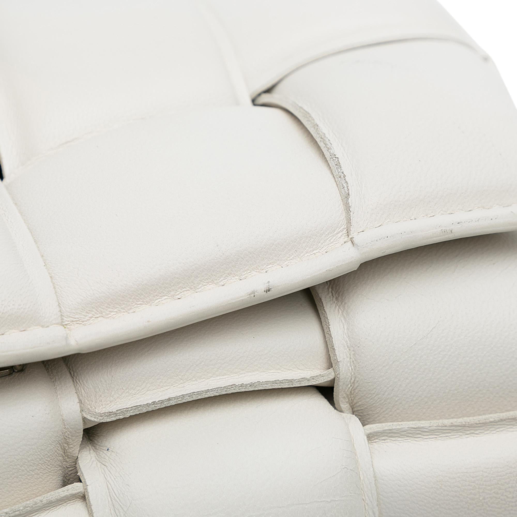 Bottega Veneta Intrecciato Padded Cassette (SHG-YdQL0A)