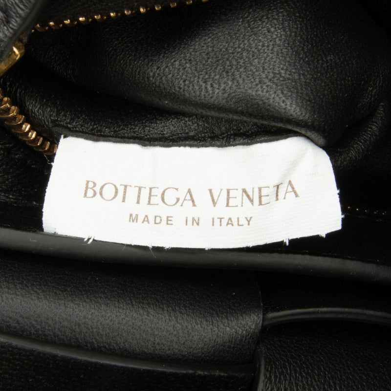 Bottega Veneta Intrecciato Patent Cassette (SHG-w1334a)