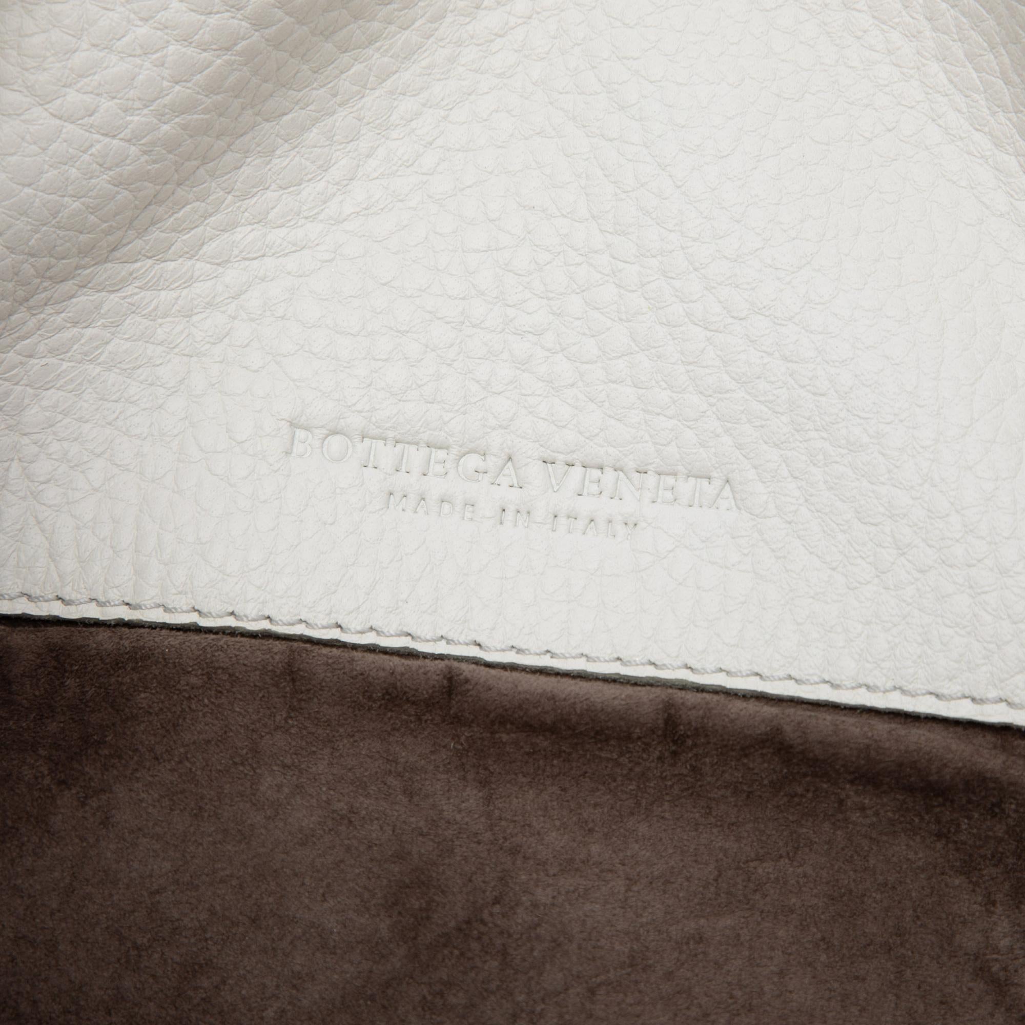 Bottega Veneta Intrecciato Trimmed Cervo Zip Around Expandable Tote