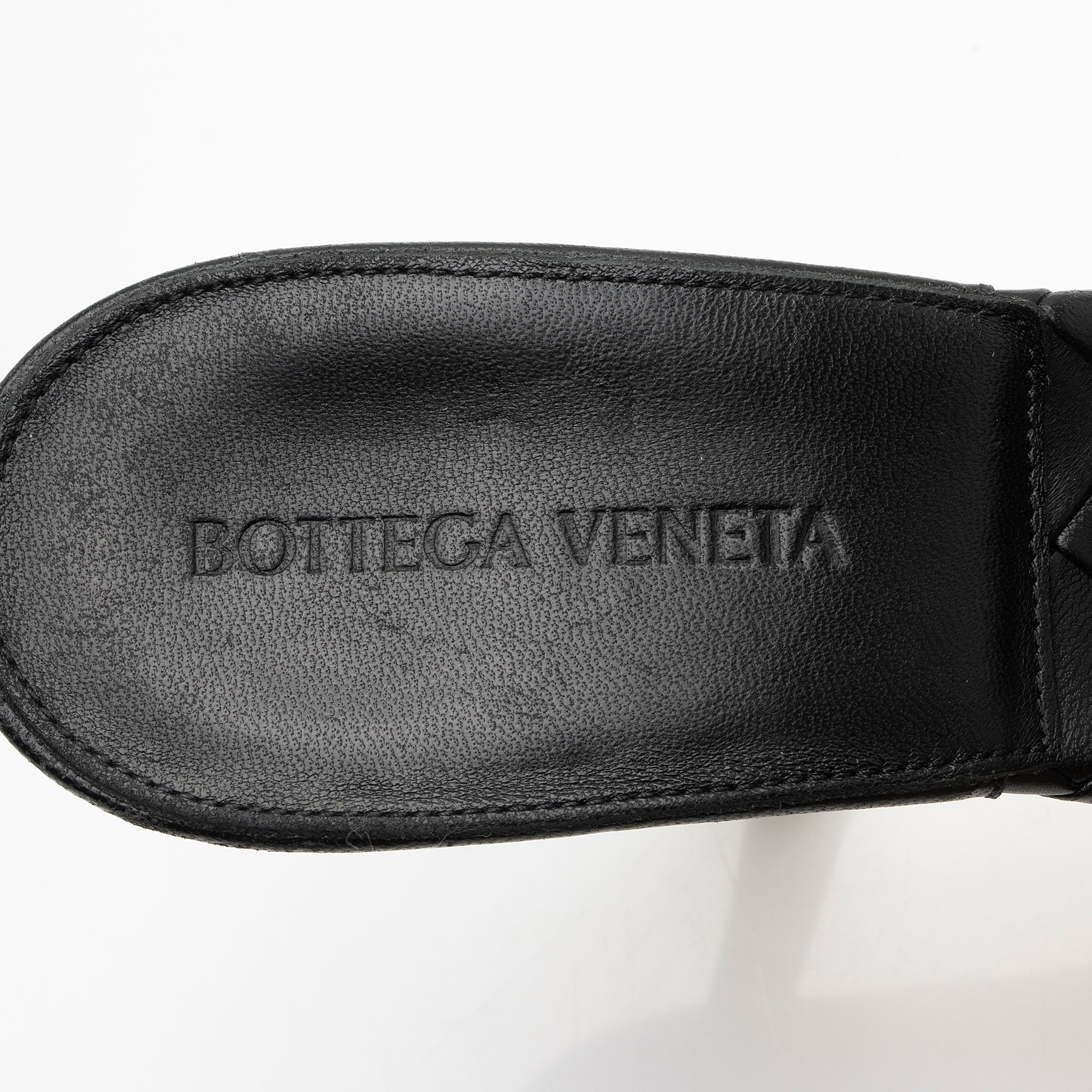 Bottega Veneta Lambskin Lido Sandals - Size 9.5 / 39.5 (SHF-Oy7lM3)