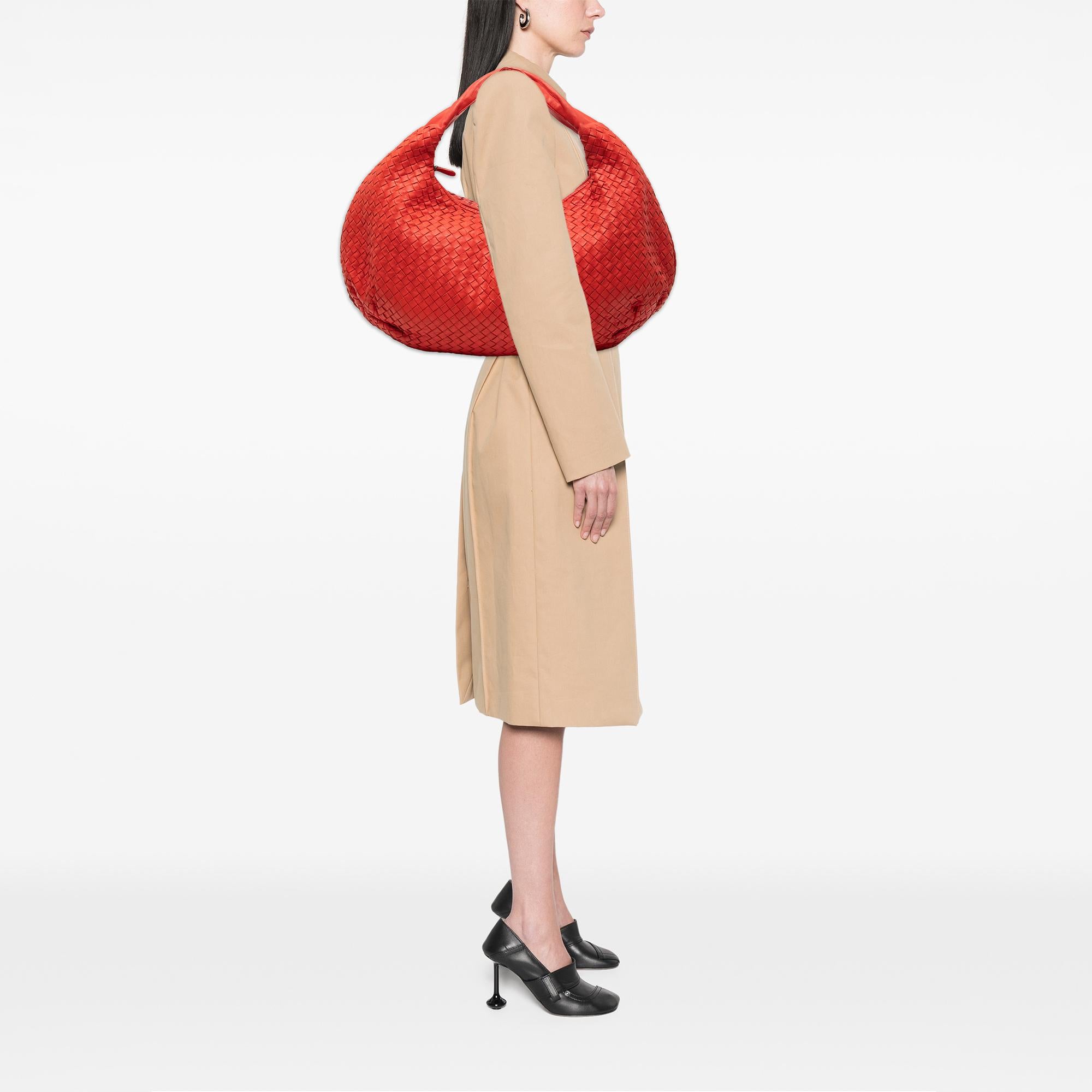 Bottega Veneta Large Nappa Intrecciato Belly Hobo