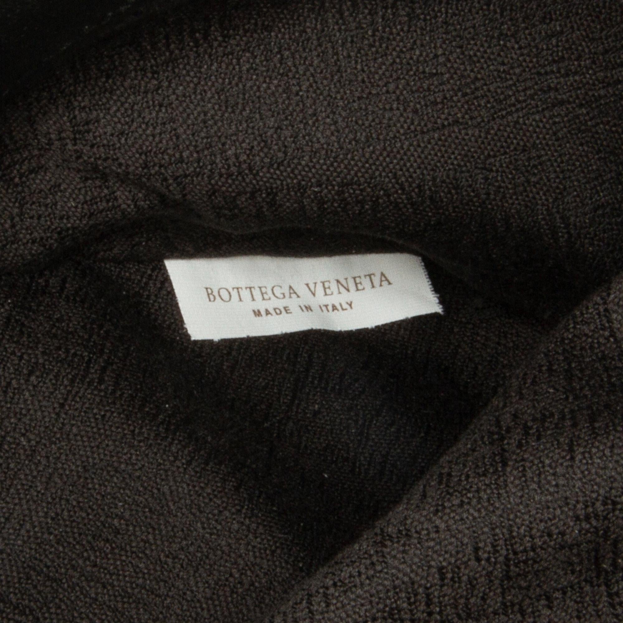 Bottega Veneta Leather Document Holder (SHG-nP837m)