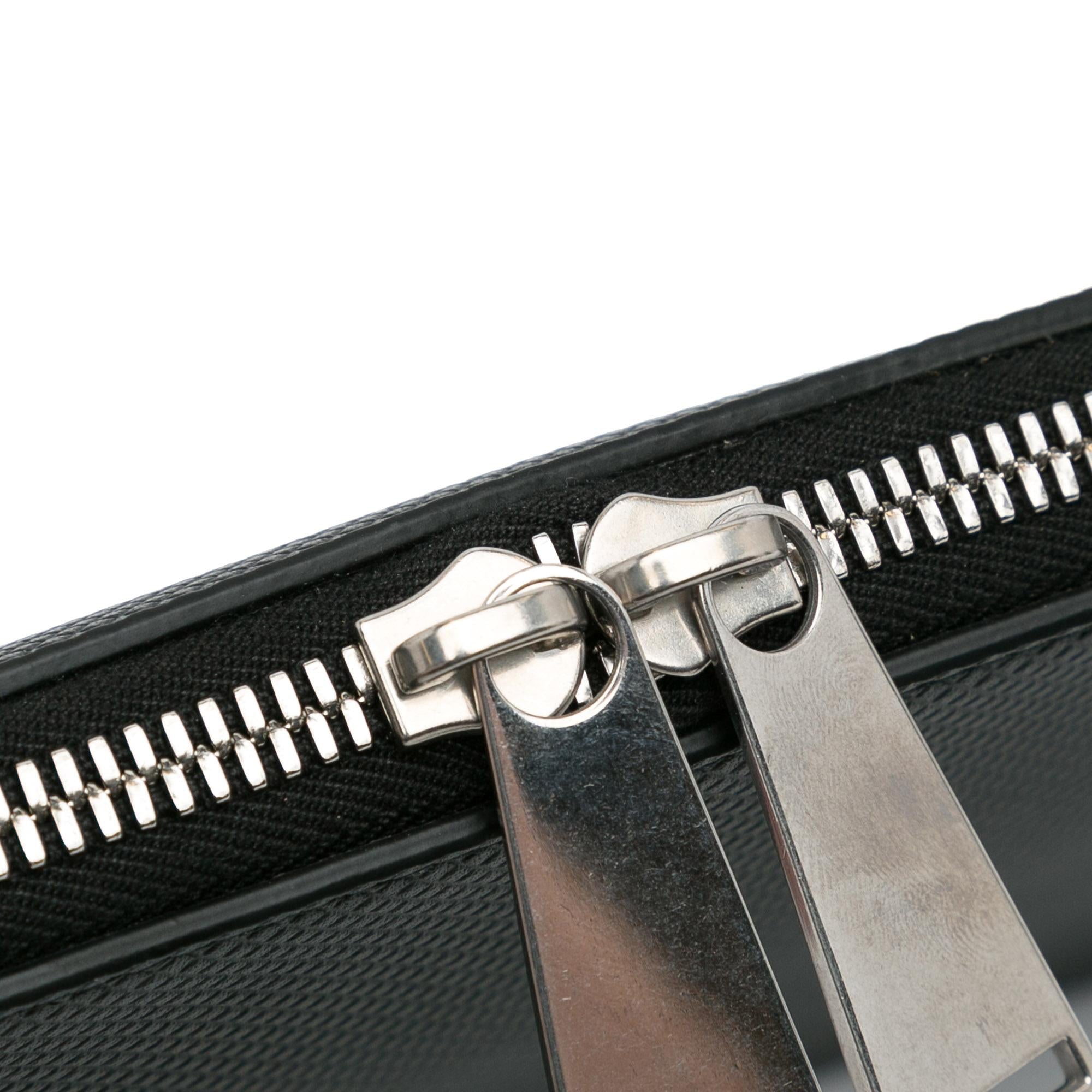 Bottega Veneta Leather Document Holder (SHG-nP837m)