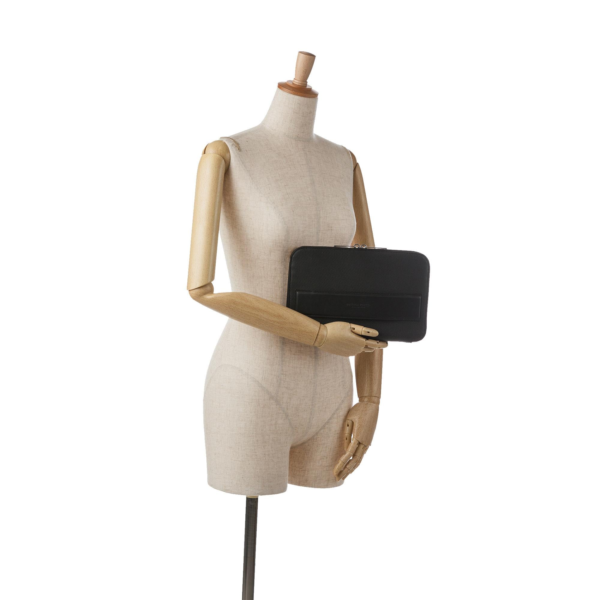 Bottega Veneta Leather Document Holder (SHG-nP837m)